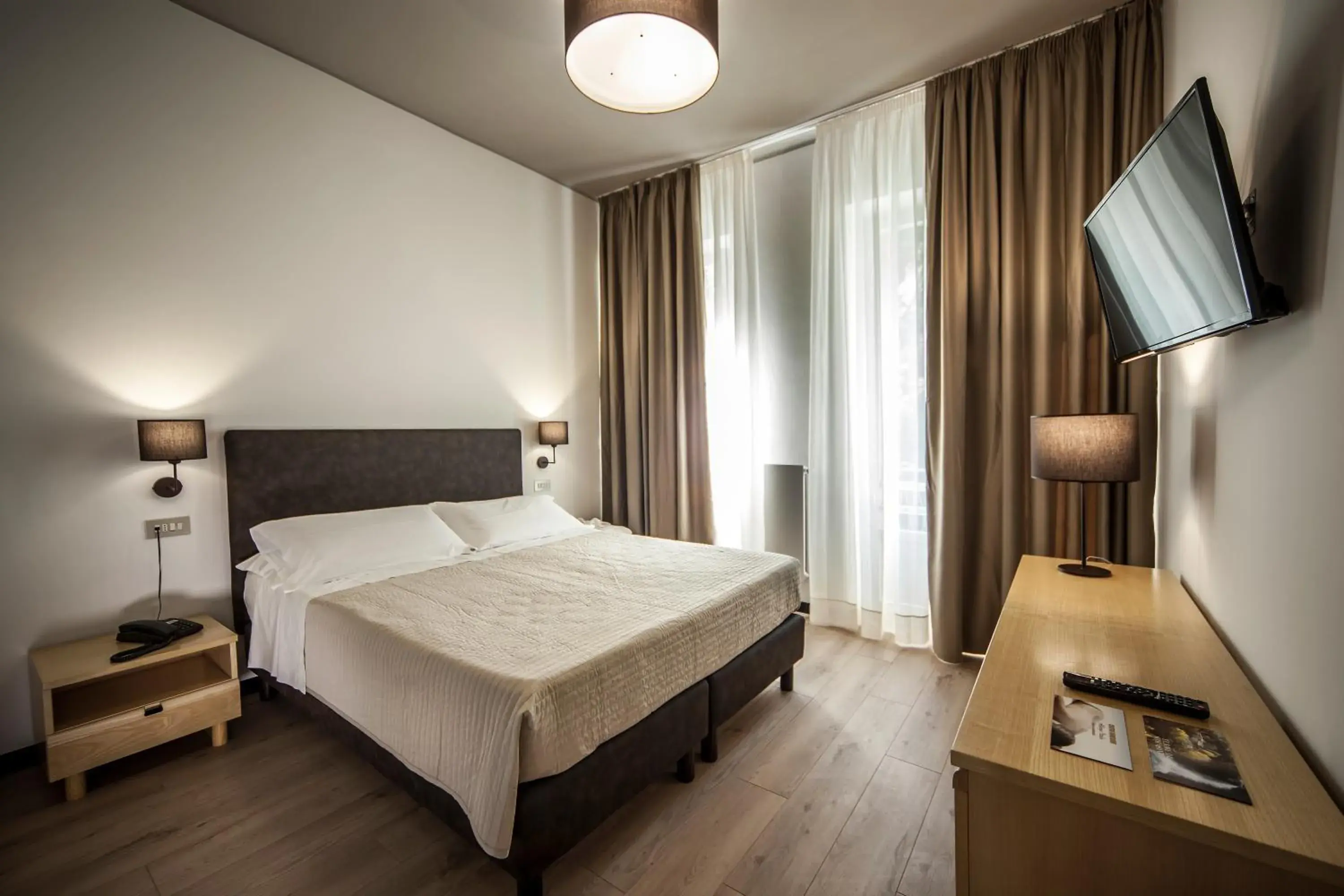 Superior Double or Twin Room in Terme di Acquasanta Hotel Italia & Spa Superior Double or Twin Room in Terme di Acquasanta Hotel Italia & Spa