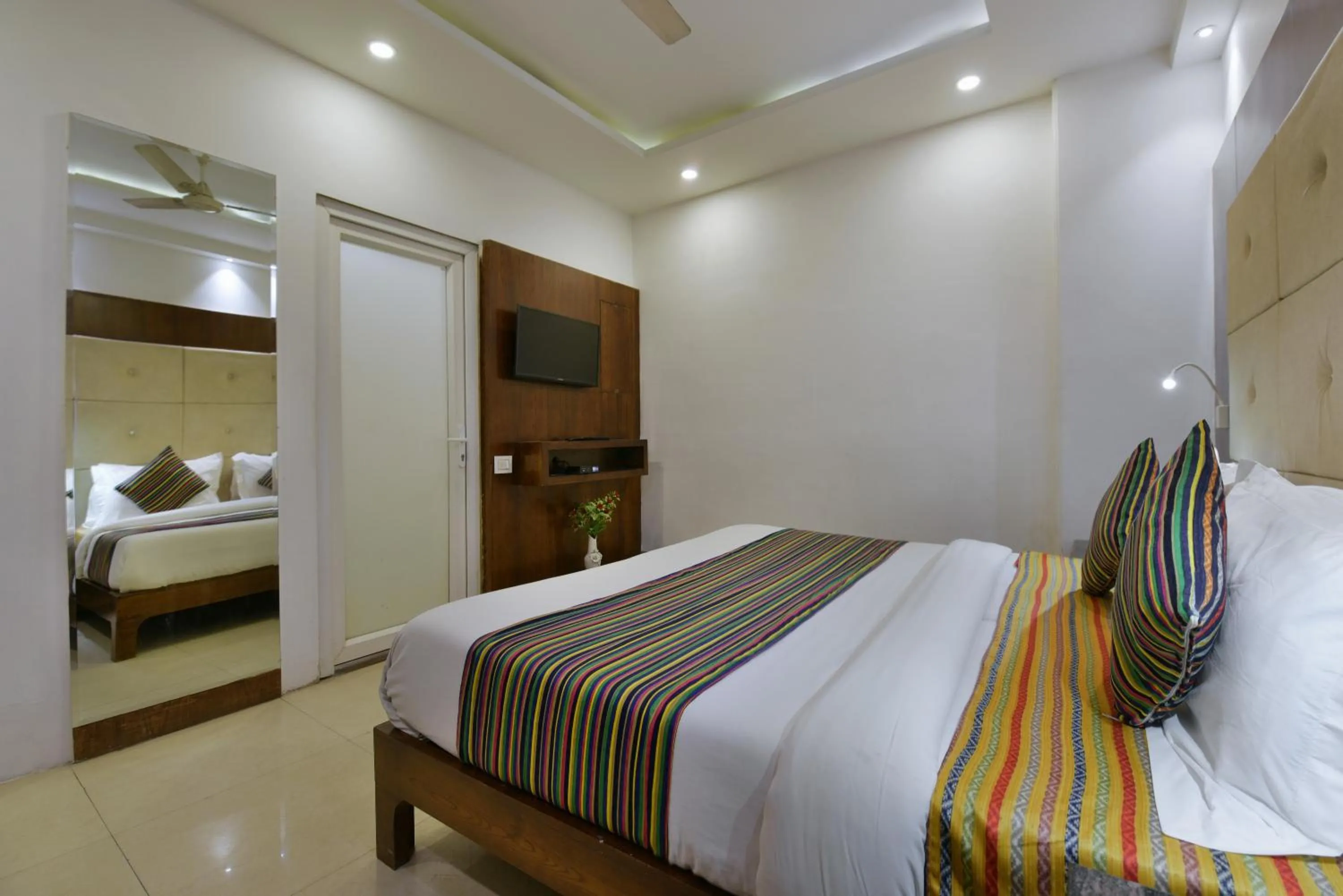 Bed in The Yuvraj By LIVIQ