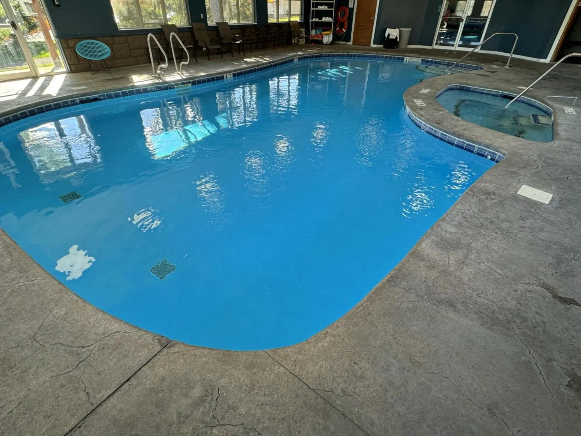 Mohican Resort Motel, Conveniently located to all Lake George attractions