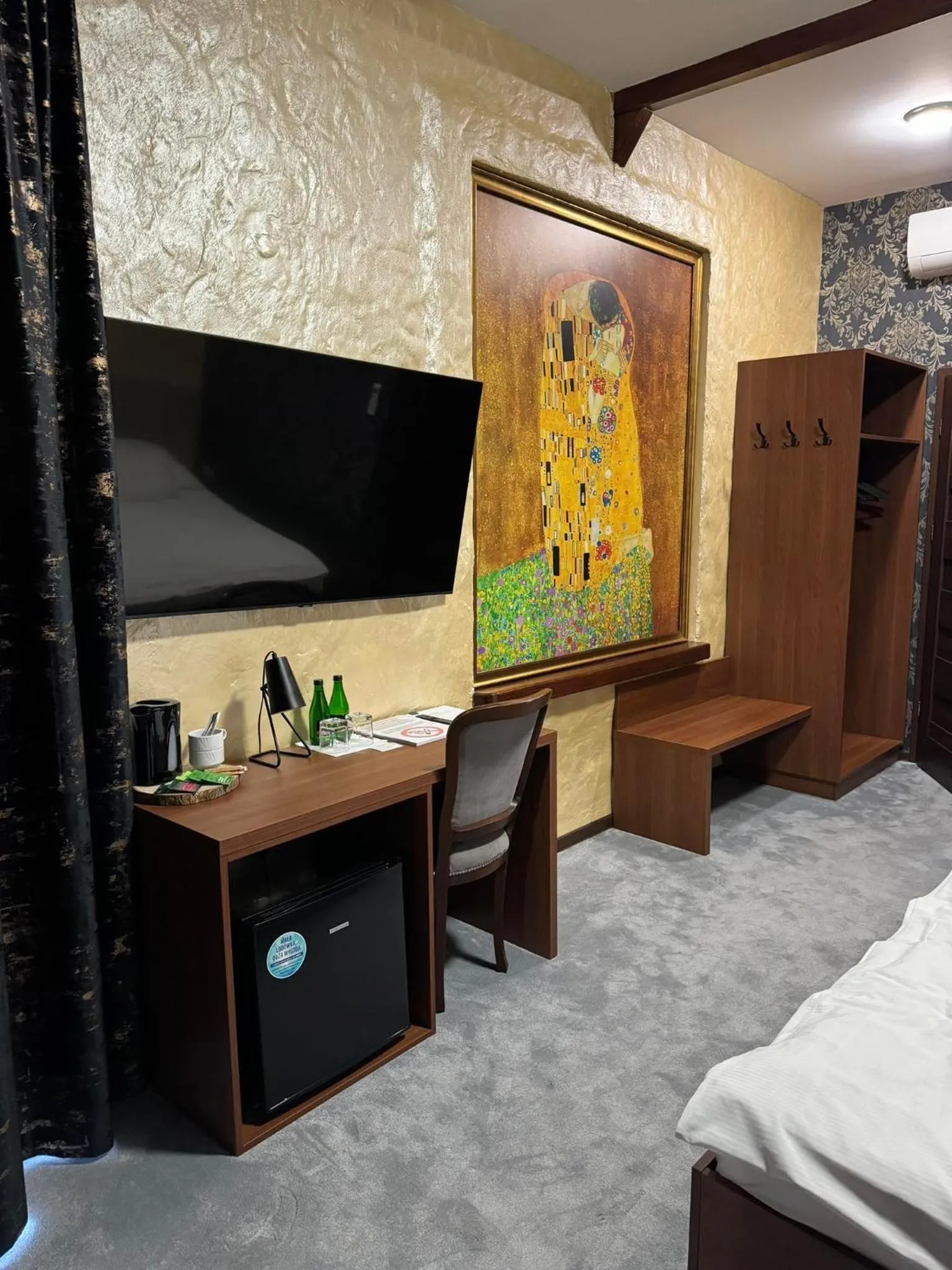 Bed in Hotel Pałacyk Konin