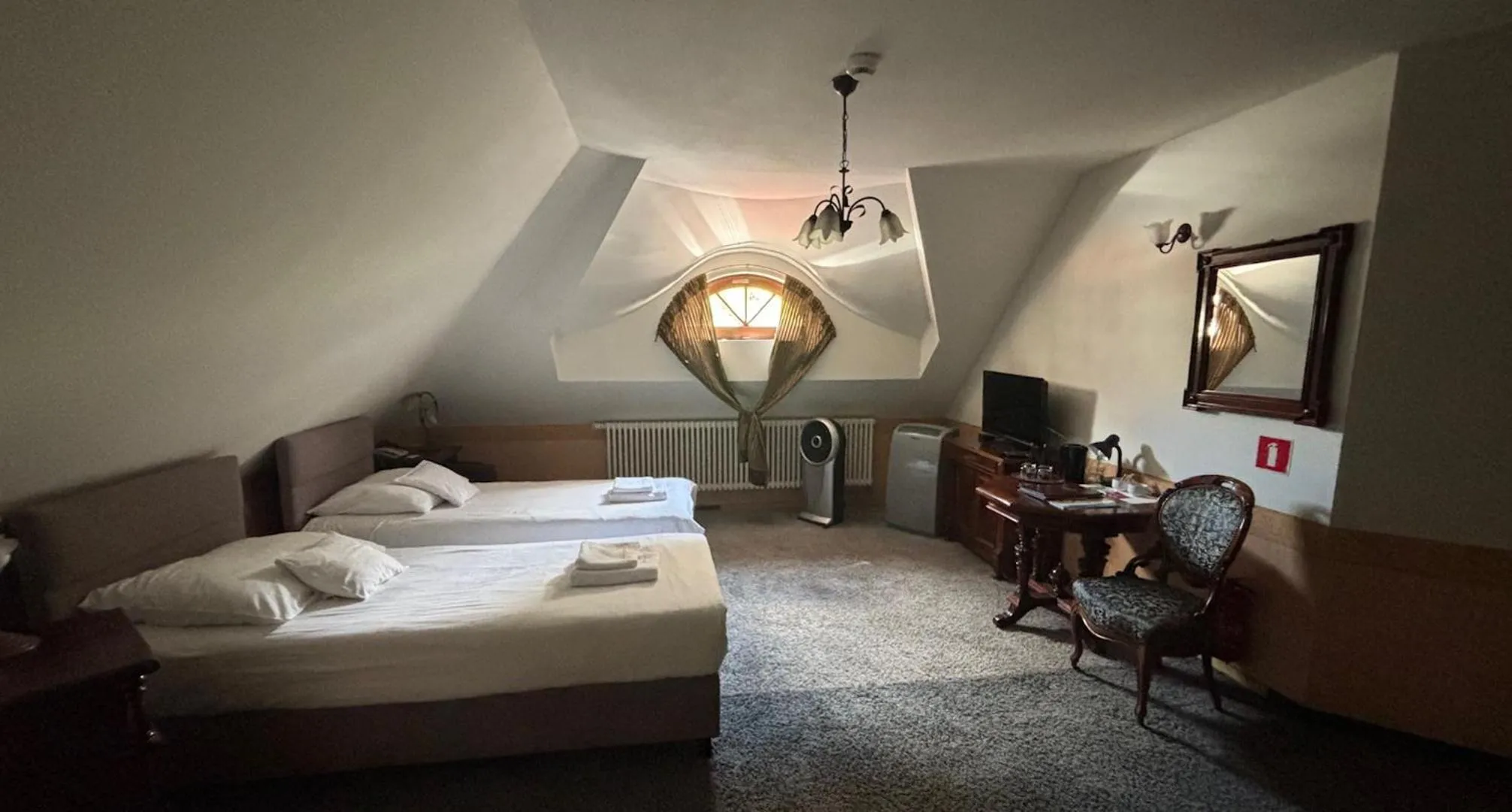 Bed in Hotel Pałacyk Konin