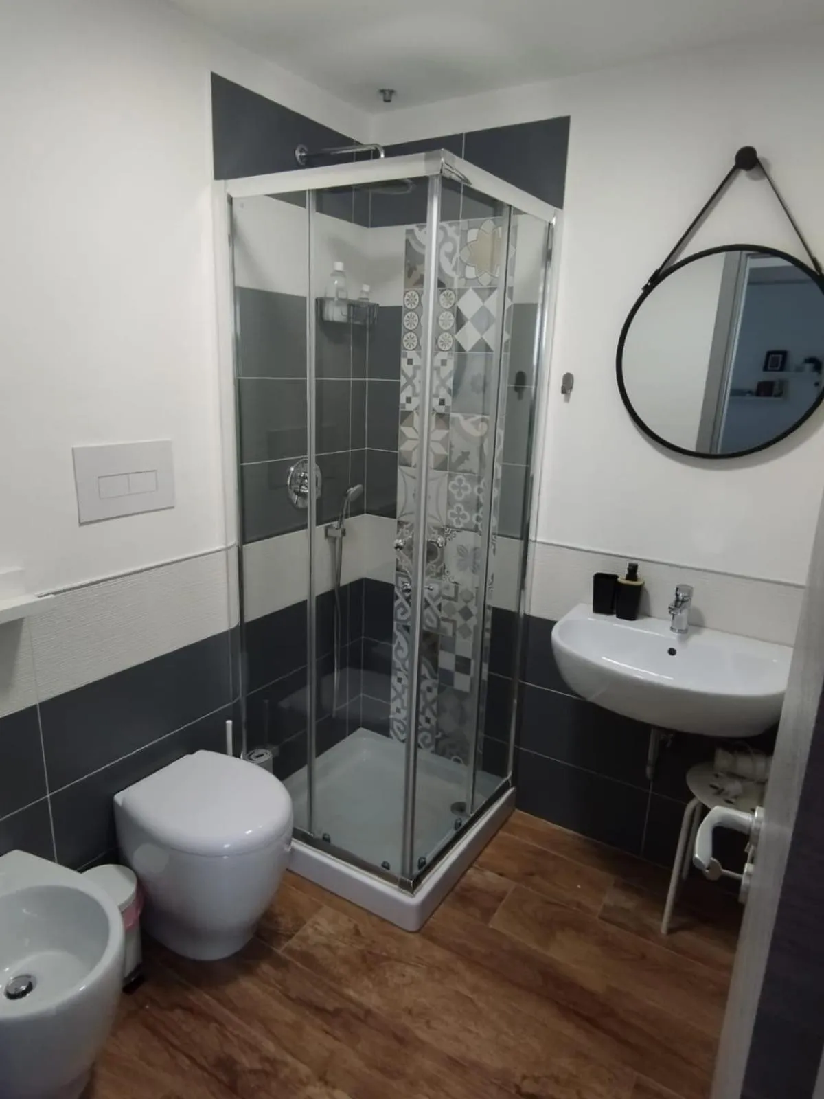 Bathroom in Basile rooms