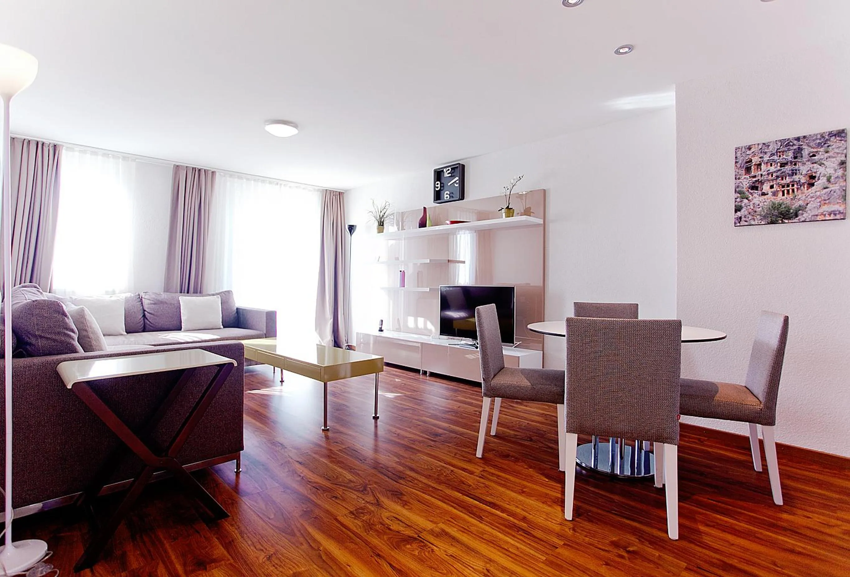 Living room in Premium Apartments by Livingdowntown