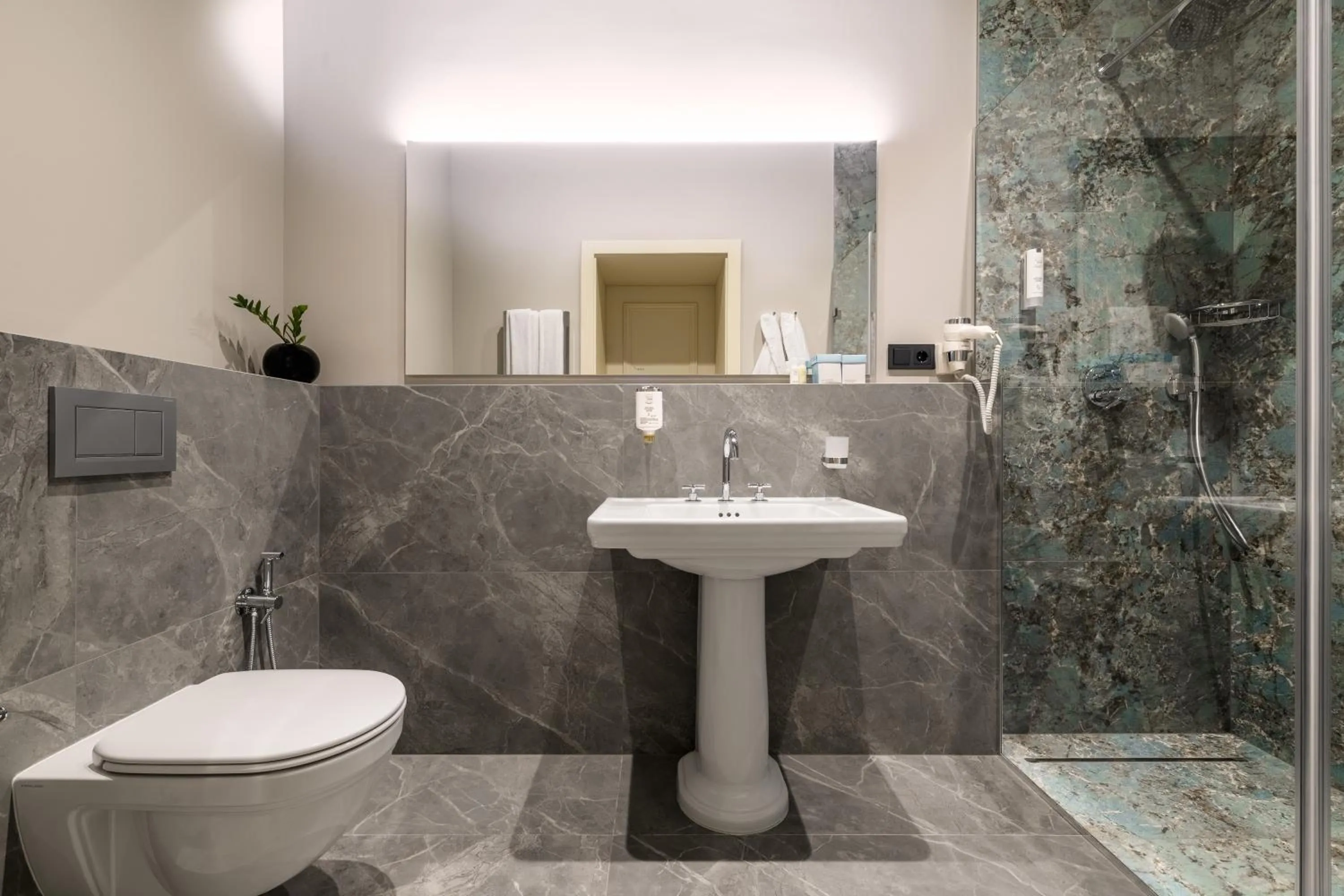 Bathroom in Maestral