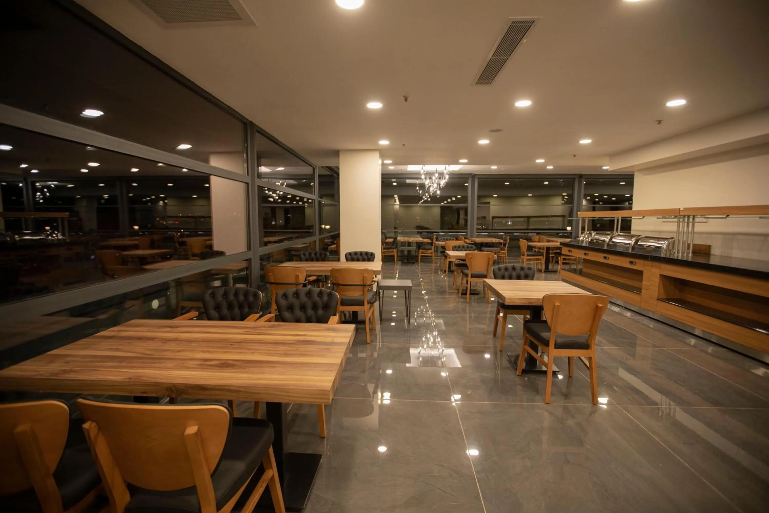 Divares Luxury Hotel