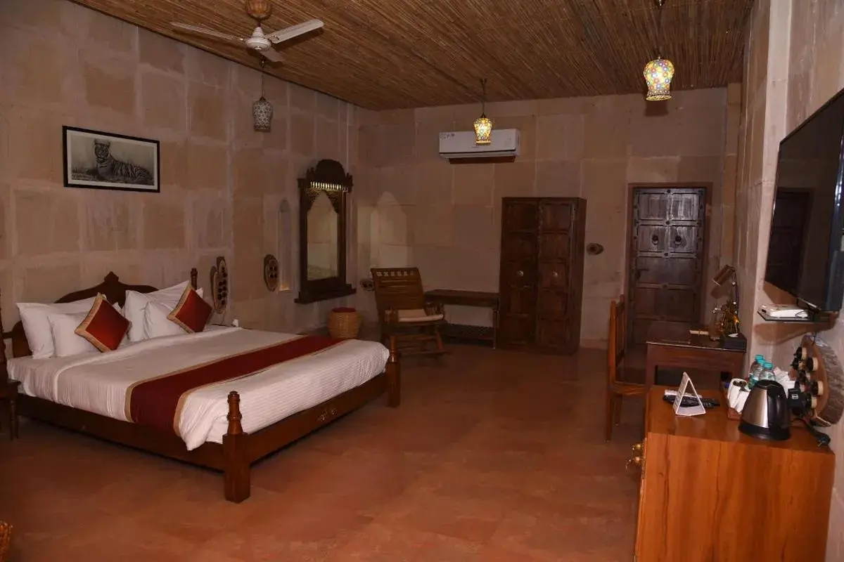 Photo of the whole room, Bed in Puratan Qila Photo of the whole room, Bed in Puratan Qila