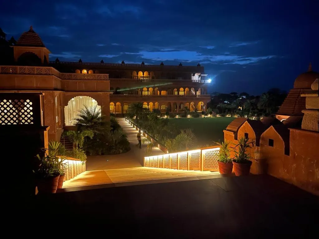 Property building in Puratan Qila