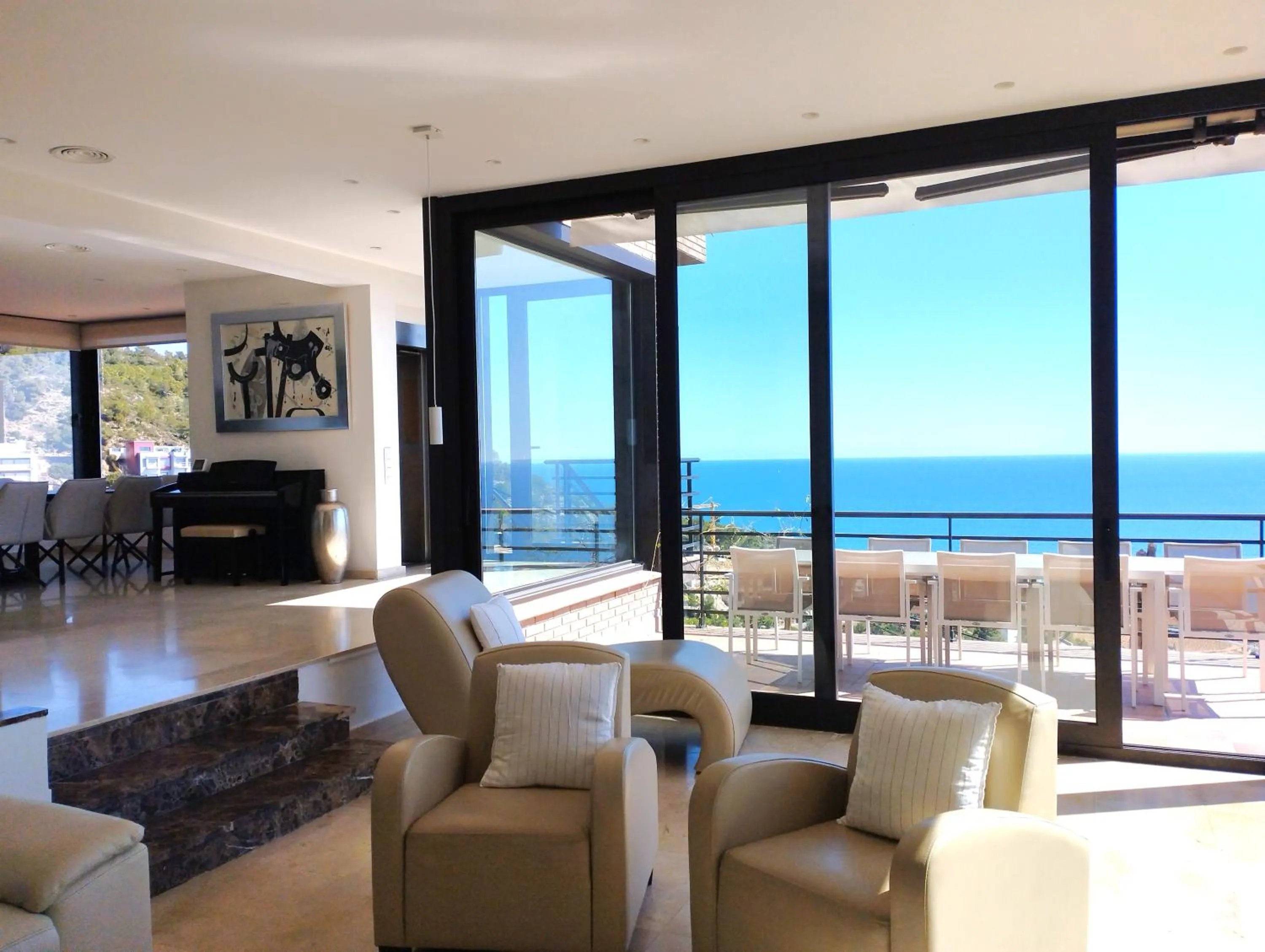 Sitges Spaces Sea View Villa- 6 Bedrooms, 5 bathrooms, 2 private pools, Near center