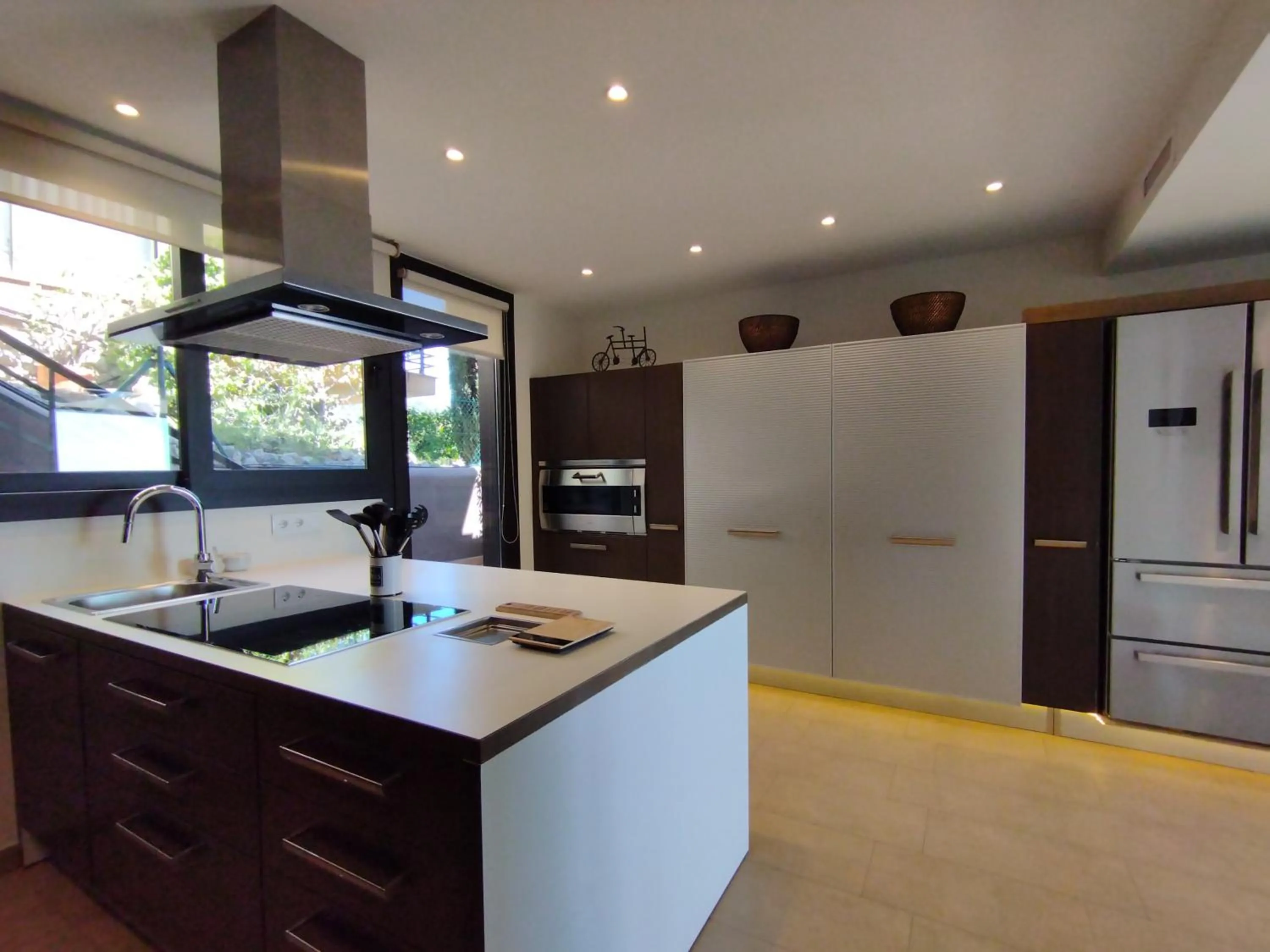 Sitges Spaces Sea View Villa- 6 Bedrooms, 5 bathrooms, 2 private pools, Near center