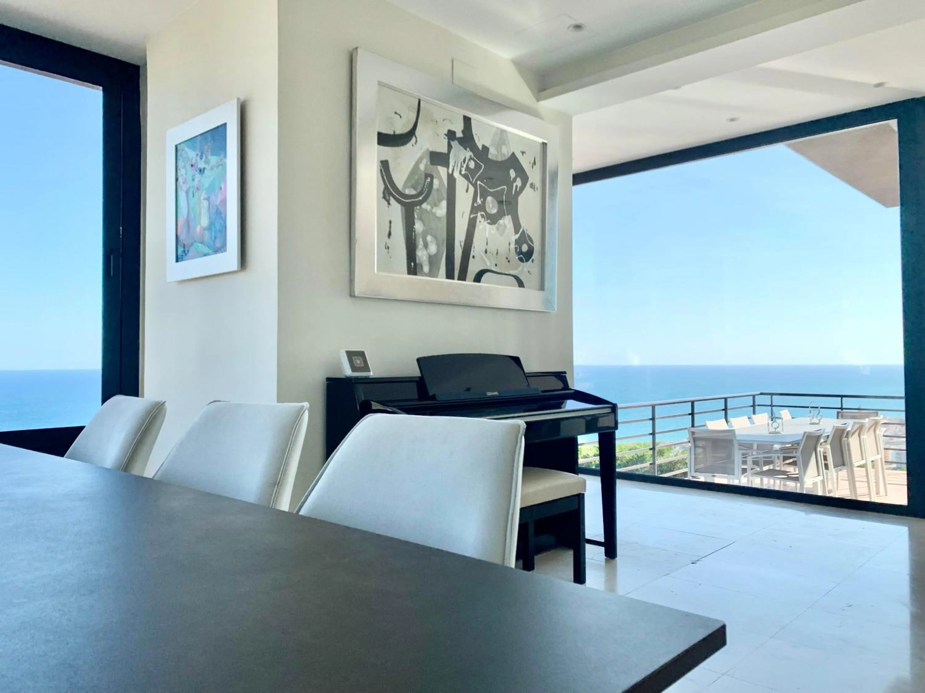 Sitges Spaces Sea View Villa- 6 Bedrooms, 5 bathrooms, 2 private pools, Near center