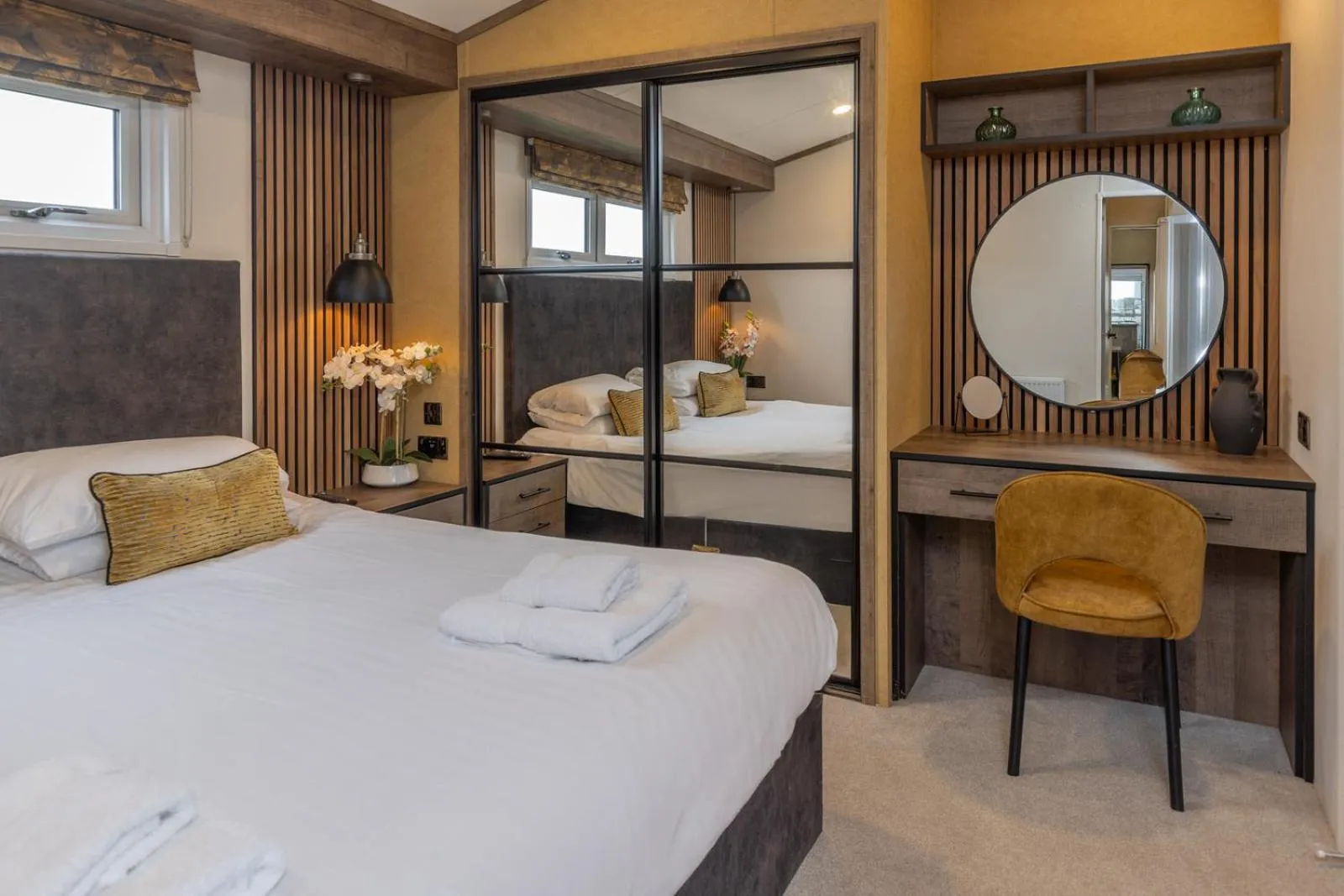 Bed in Sure Studio by Best Western Brackenborough Lakes & Resort