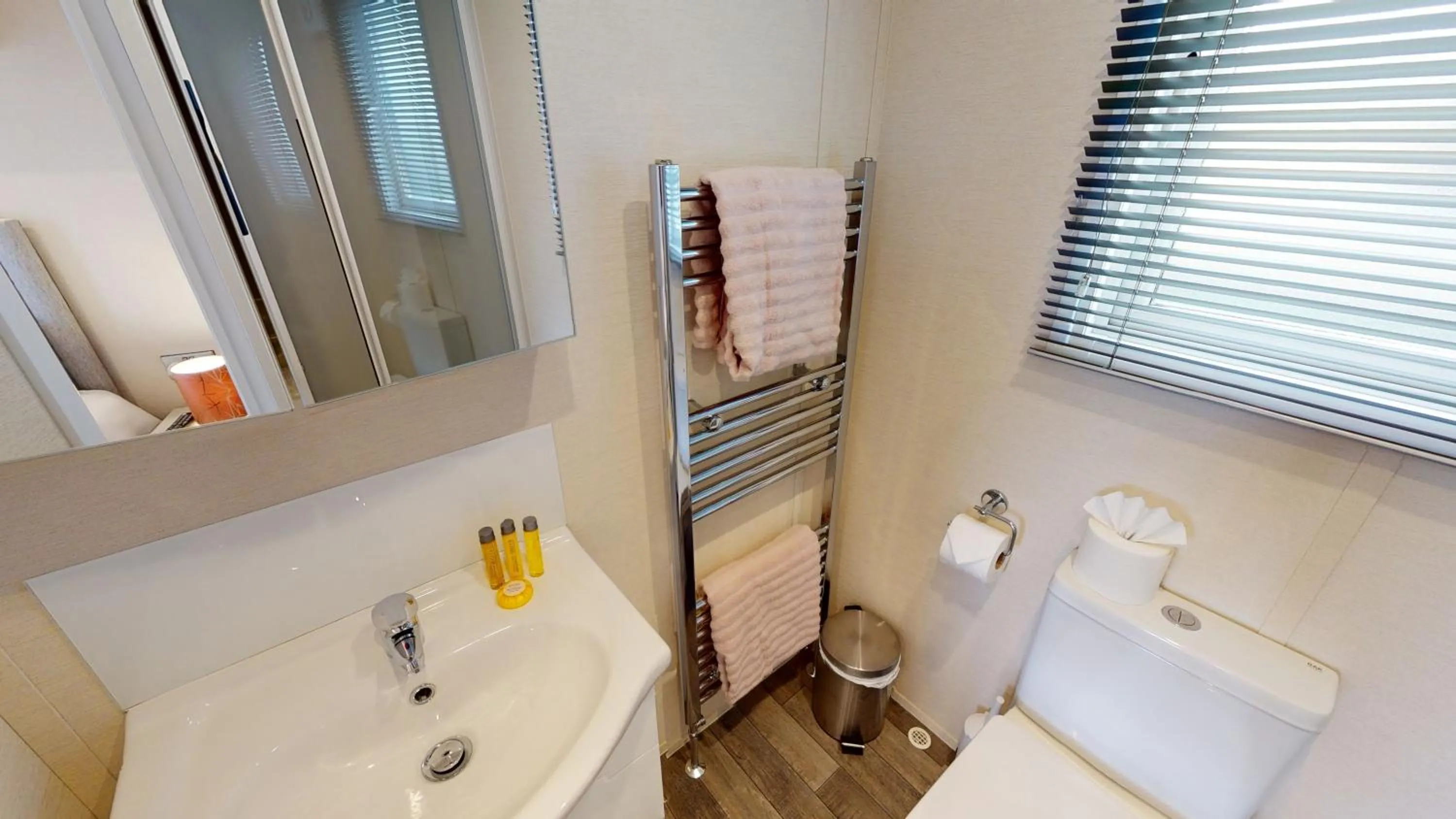 Bathroom in Sure Studio by Best Western Brackenborough Lakes & Resort