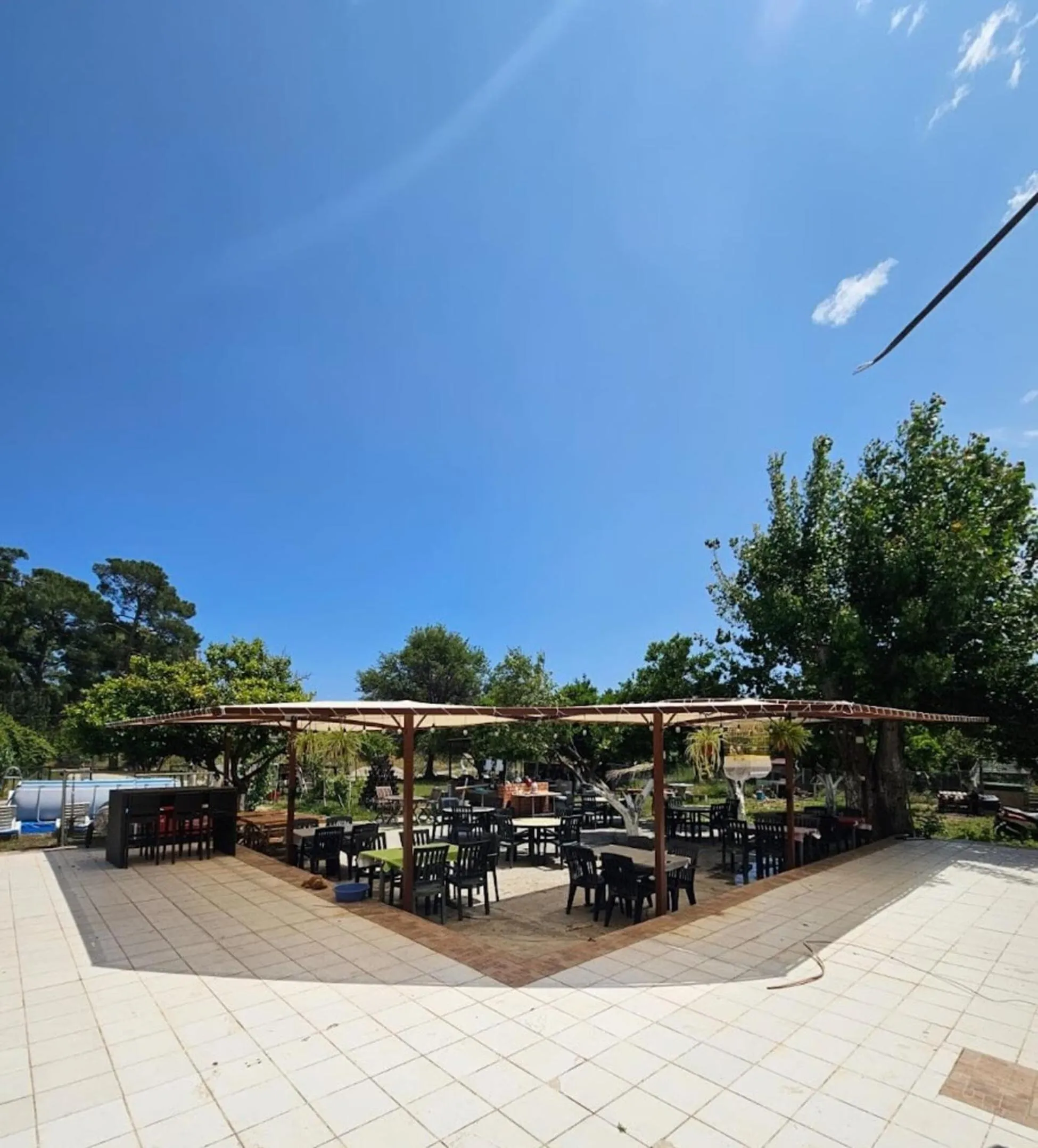 Kitchen or kitchenette in ORANGE BEACH CAMP