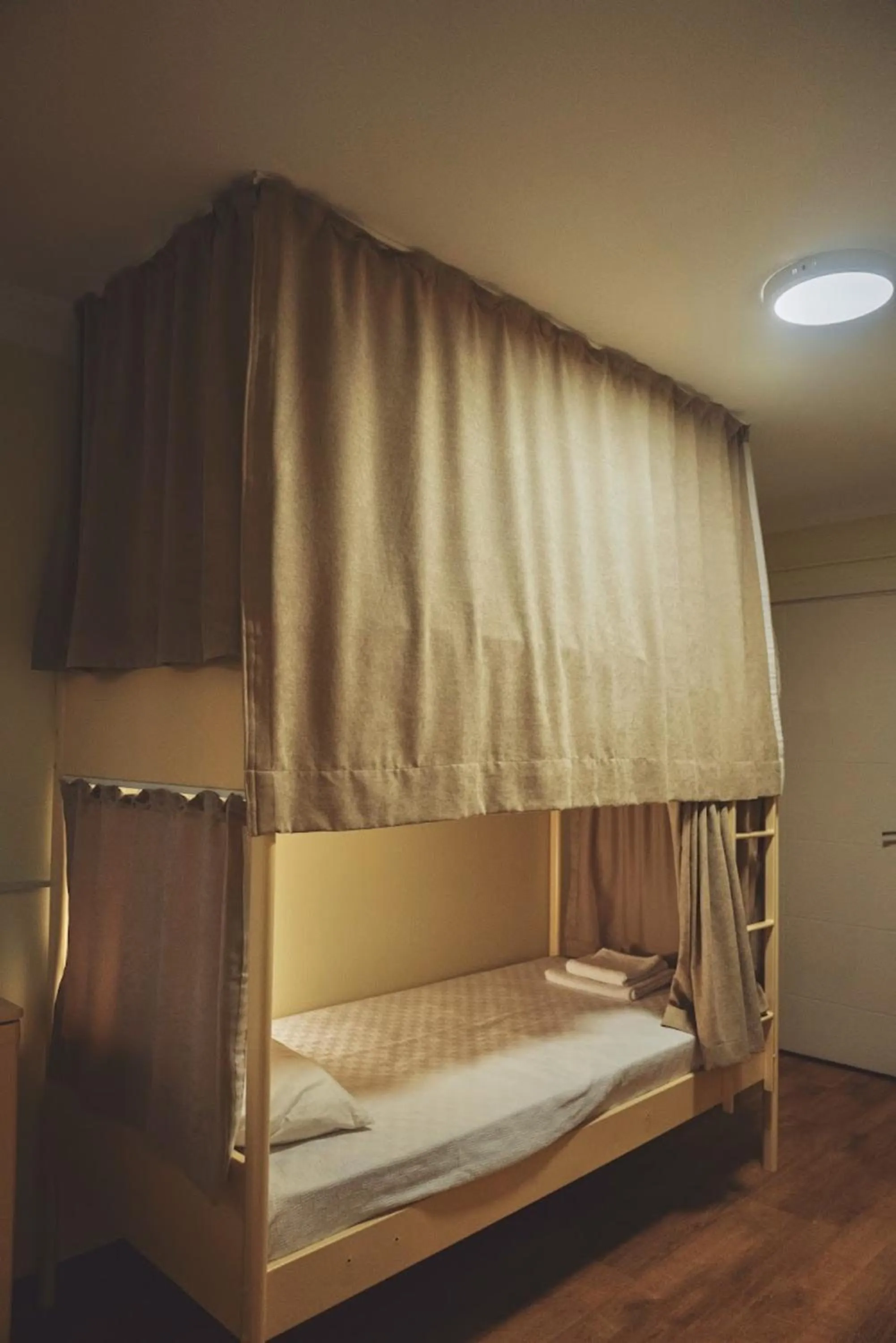 Bed in ORANGE BEACH CAMP