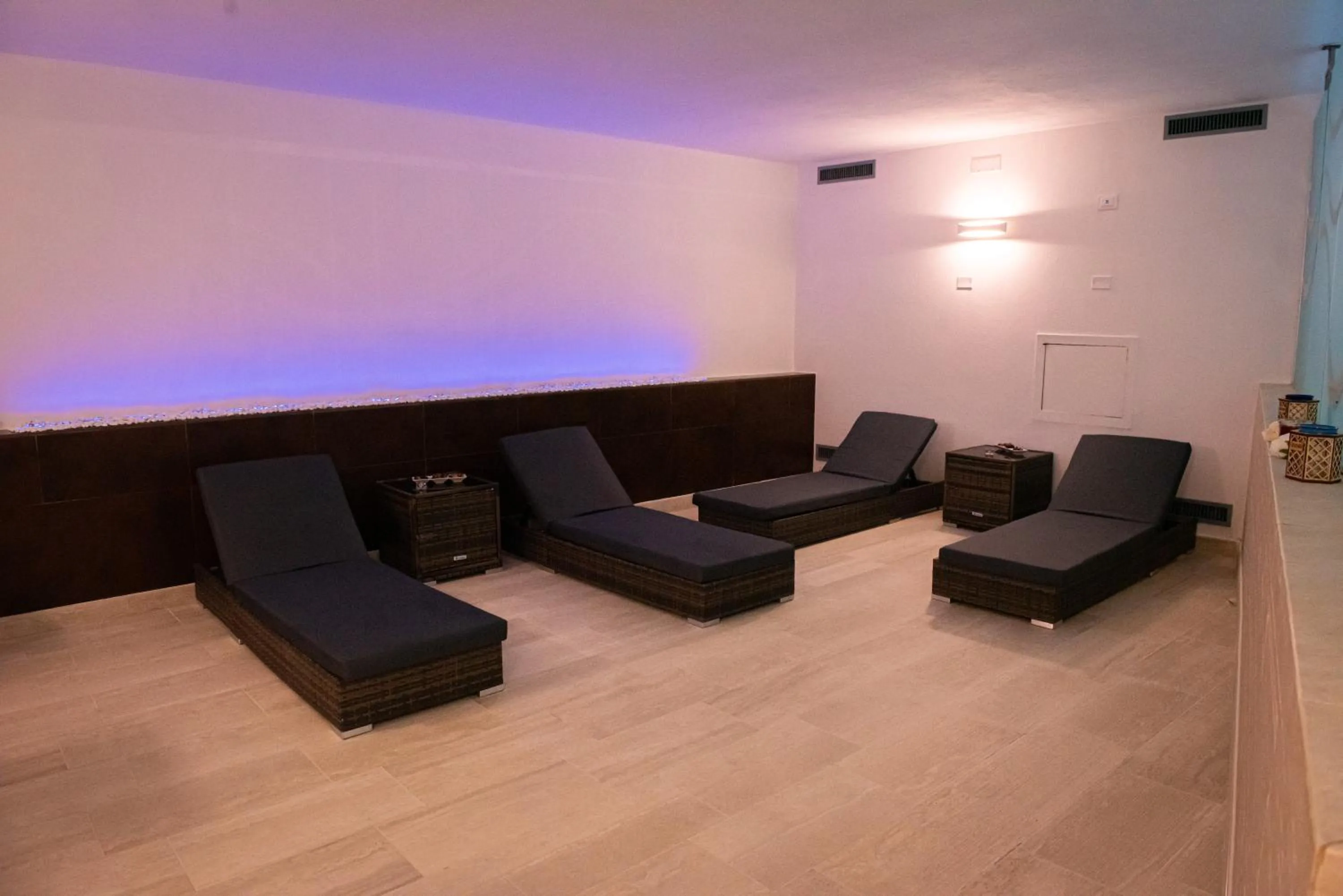 ARTEMIDE "Fiore Club" B&B SUITE SPA