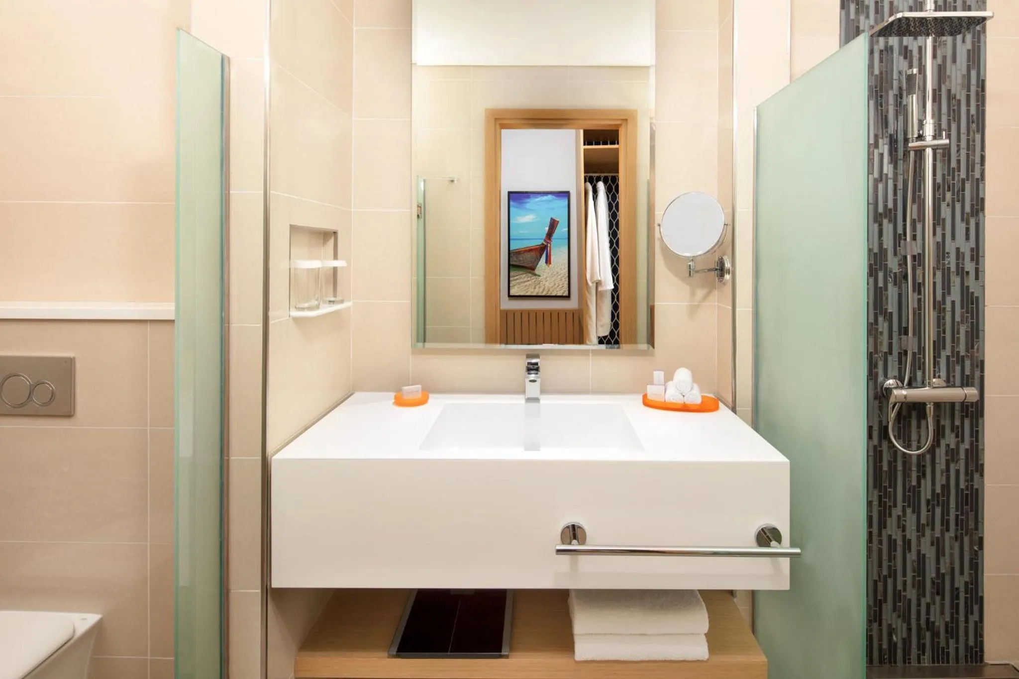 Bathroom in Centara Mirage Beach Resort Dubai