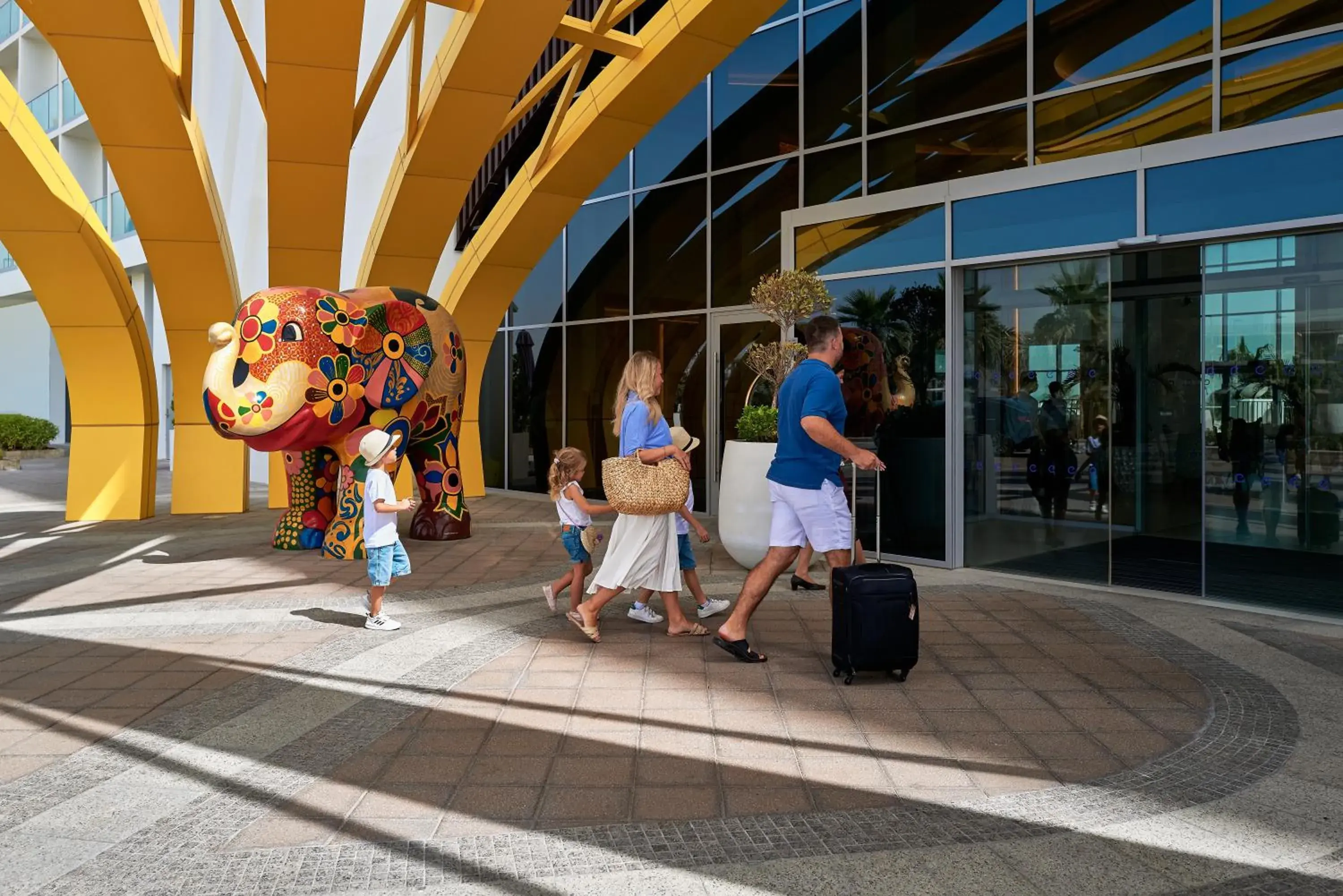 Facade/entrance in Centara Mirage Beach Resort Dubai Facade/entrance in Centara Mirage Beach Resort Dubai
