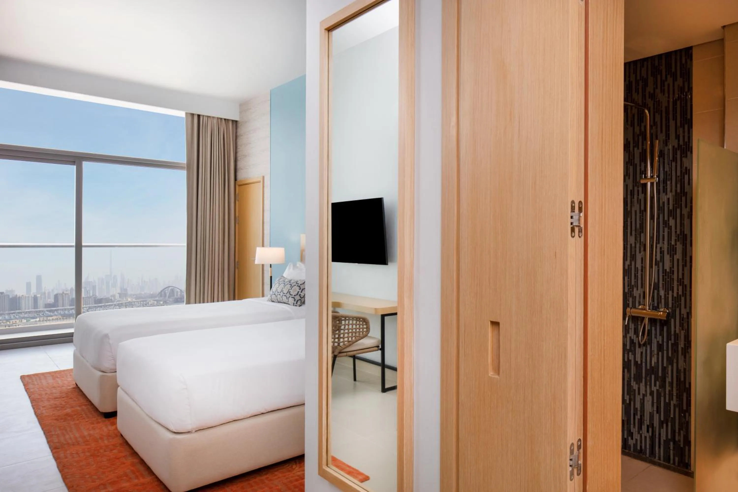 Photo of the whole room, Bed in Centara Mirage Beach Resort Dubai