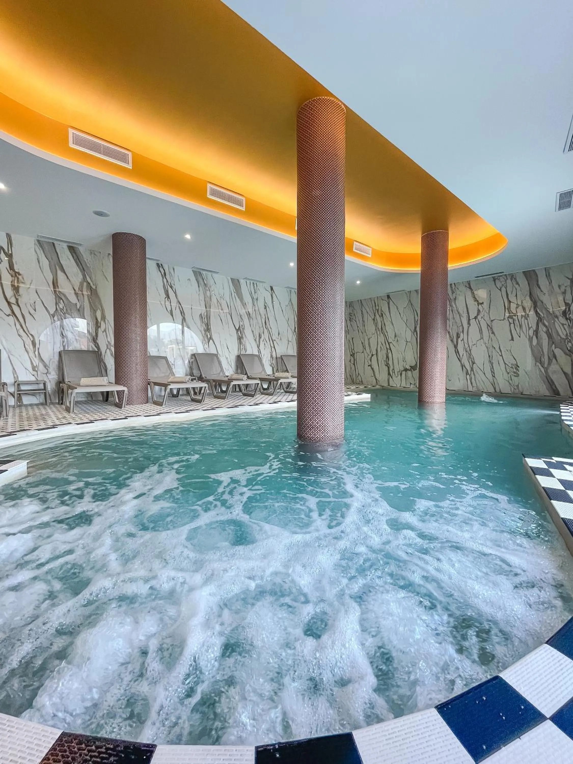 Swimming pool in Eco-Résidence Dolce Paese & Spa