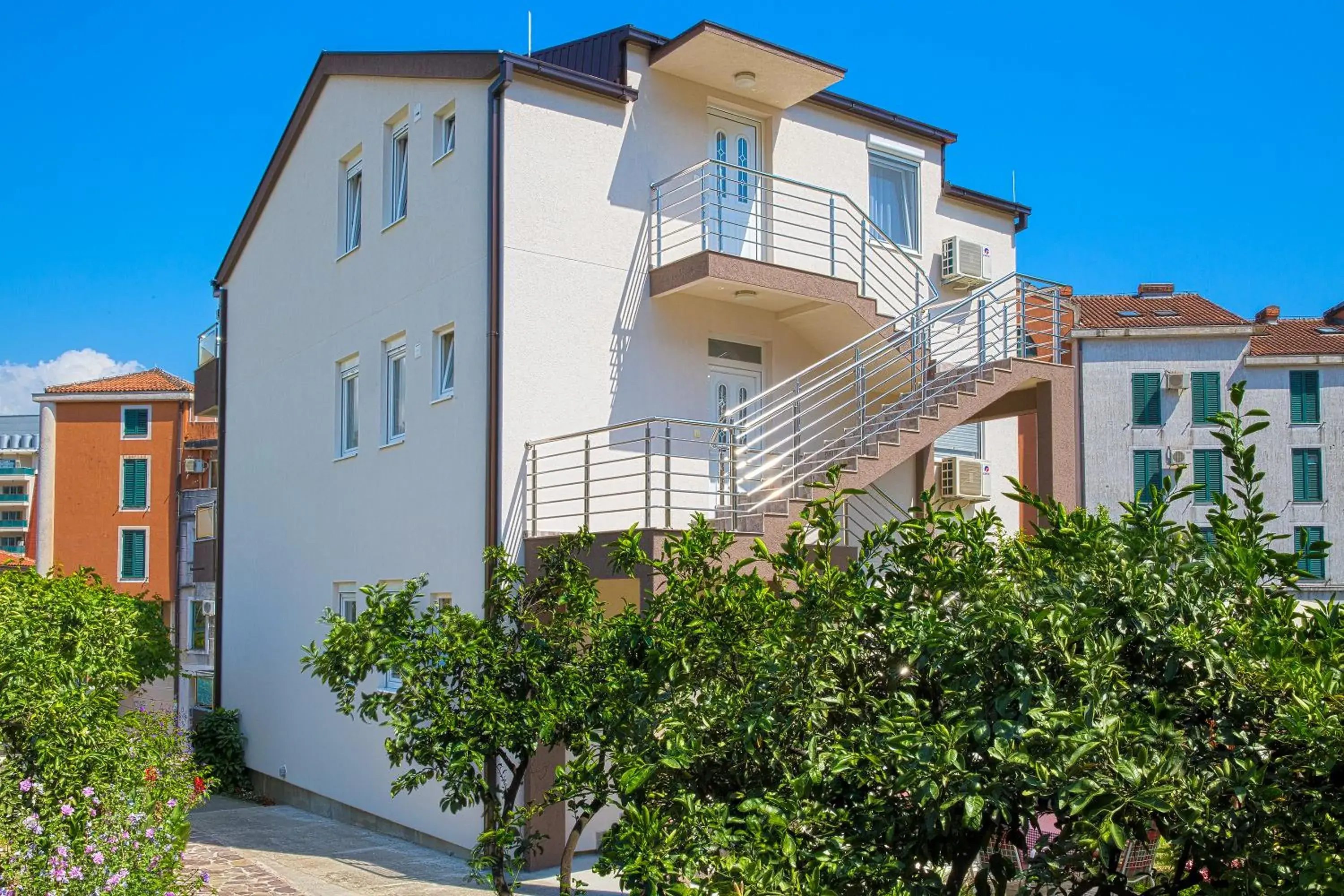 Luxury Two-Bedroom Apartment - First Floor in Apartments Budva Center 2 Luxury Two-Bedroom Apartment - First Floor in Apartments Budva Center 2
