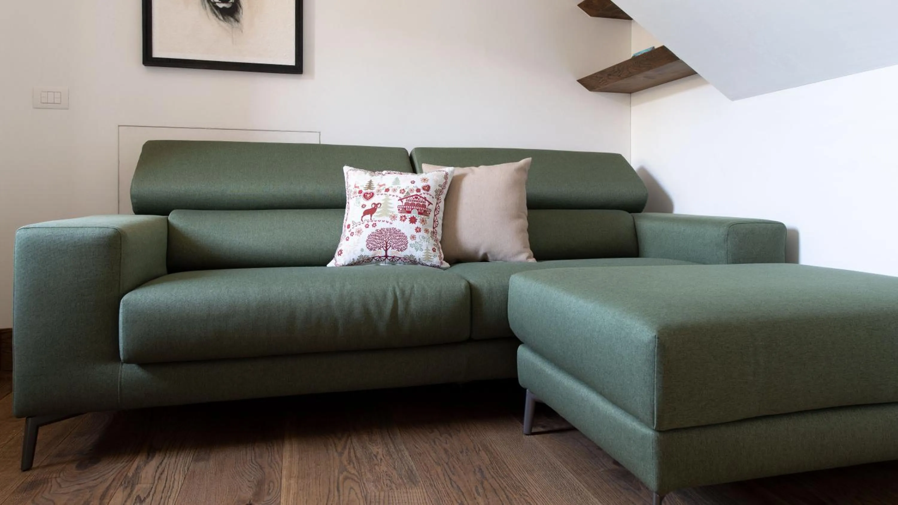 Seating area in Italianway - Morcelli 4