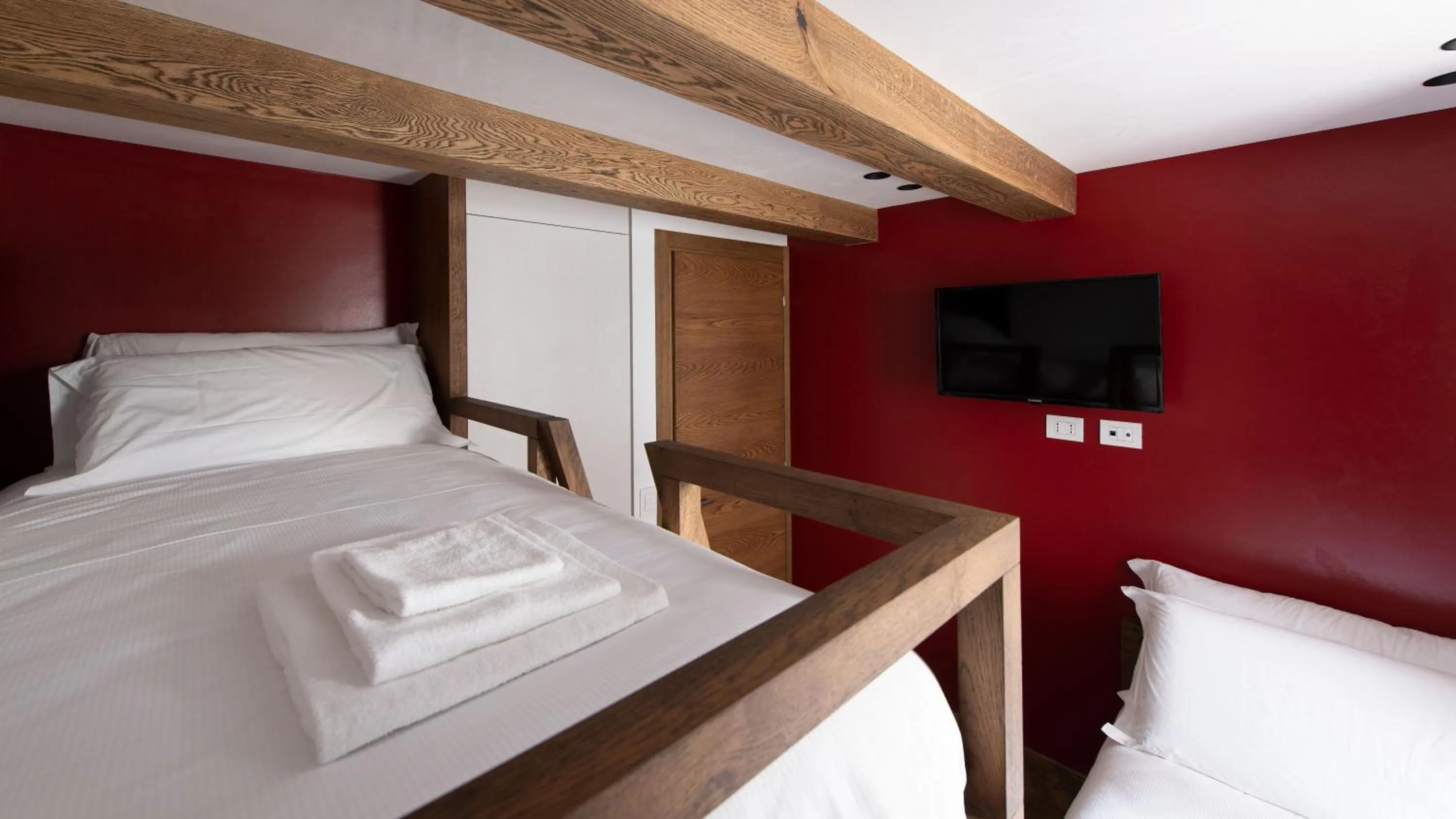 Bedroom, Bed in Italianway - Morcelli 4