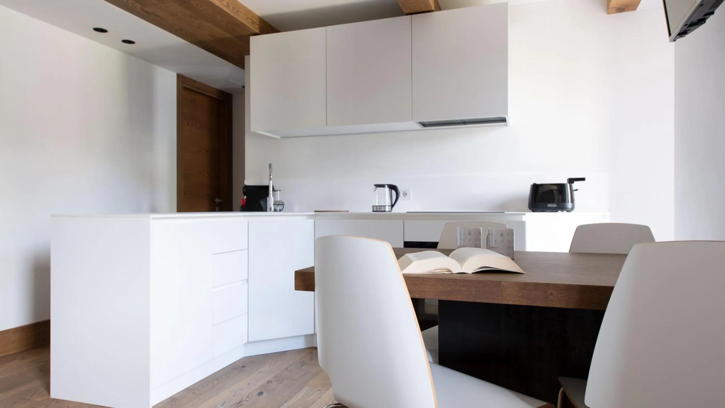 Kitchen or kitchenette in Italianway - Morcelli 4