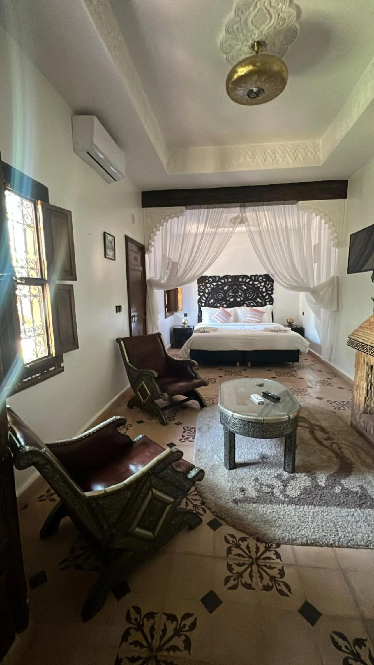 Photo of the whole room, Bed in O'loft