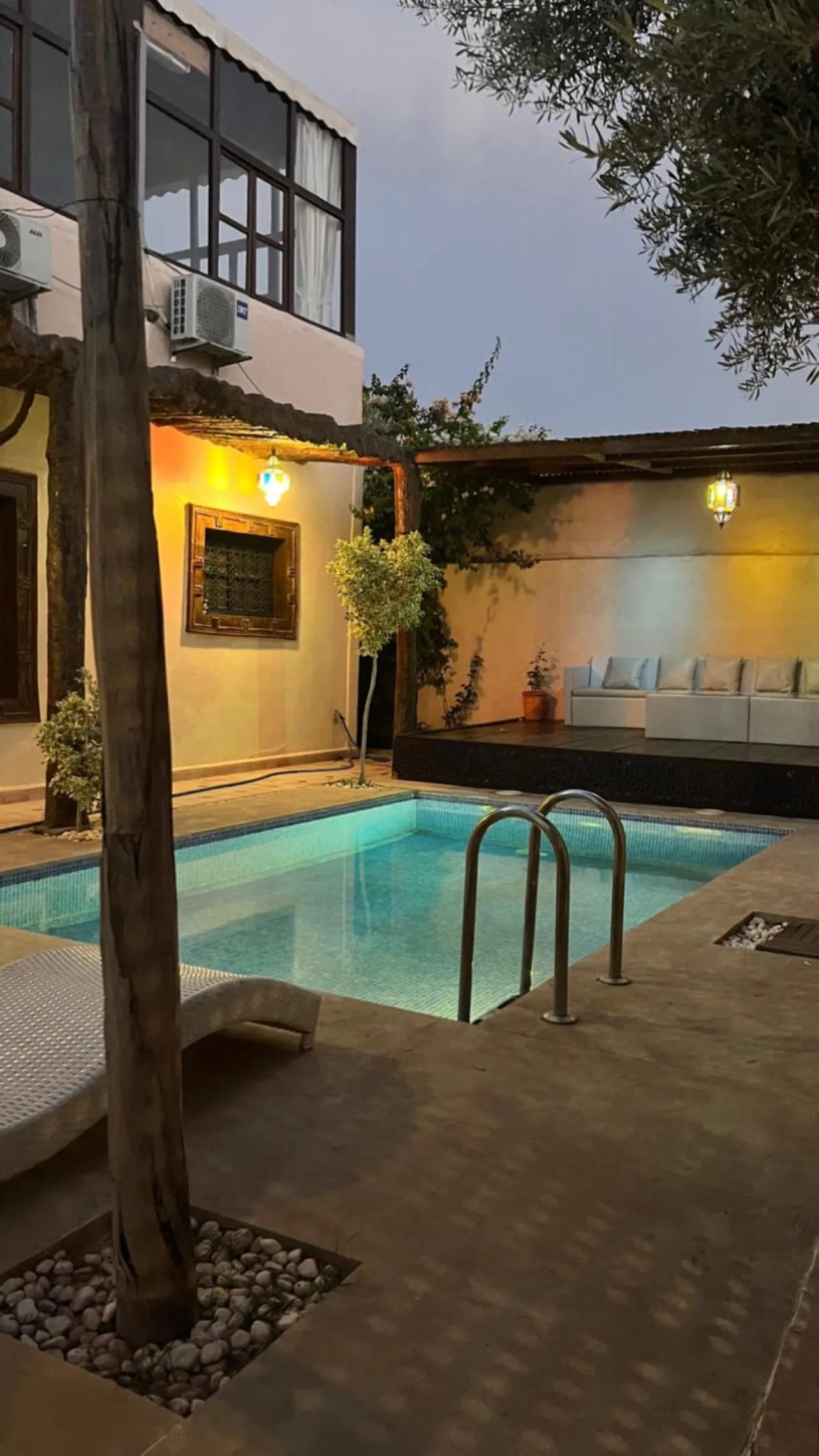 Swimming pool in O'loft