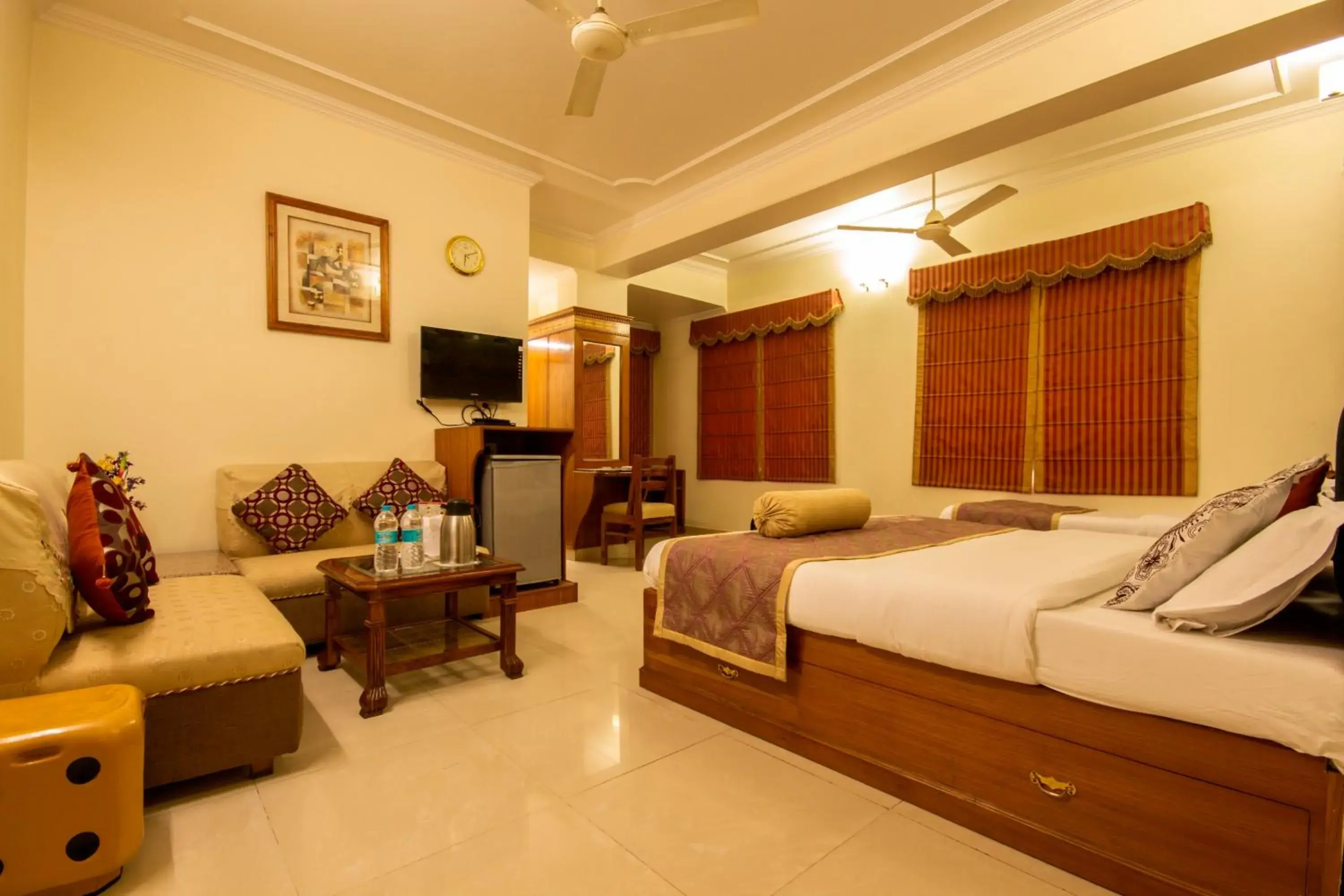 Bed in The C Park Inn Karol Bagh Homely Atmosphere Bed in The C Park Inn Karol Bagh Homely Atmosphere