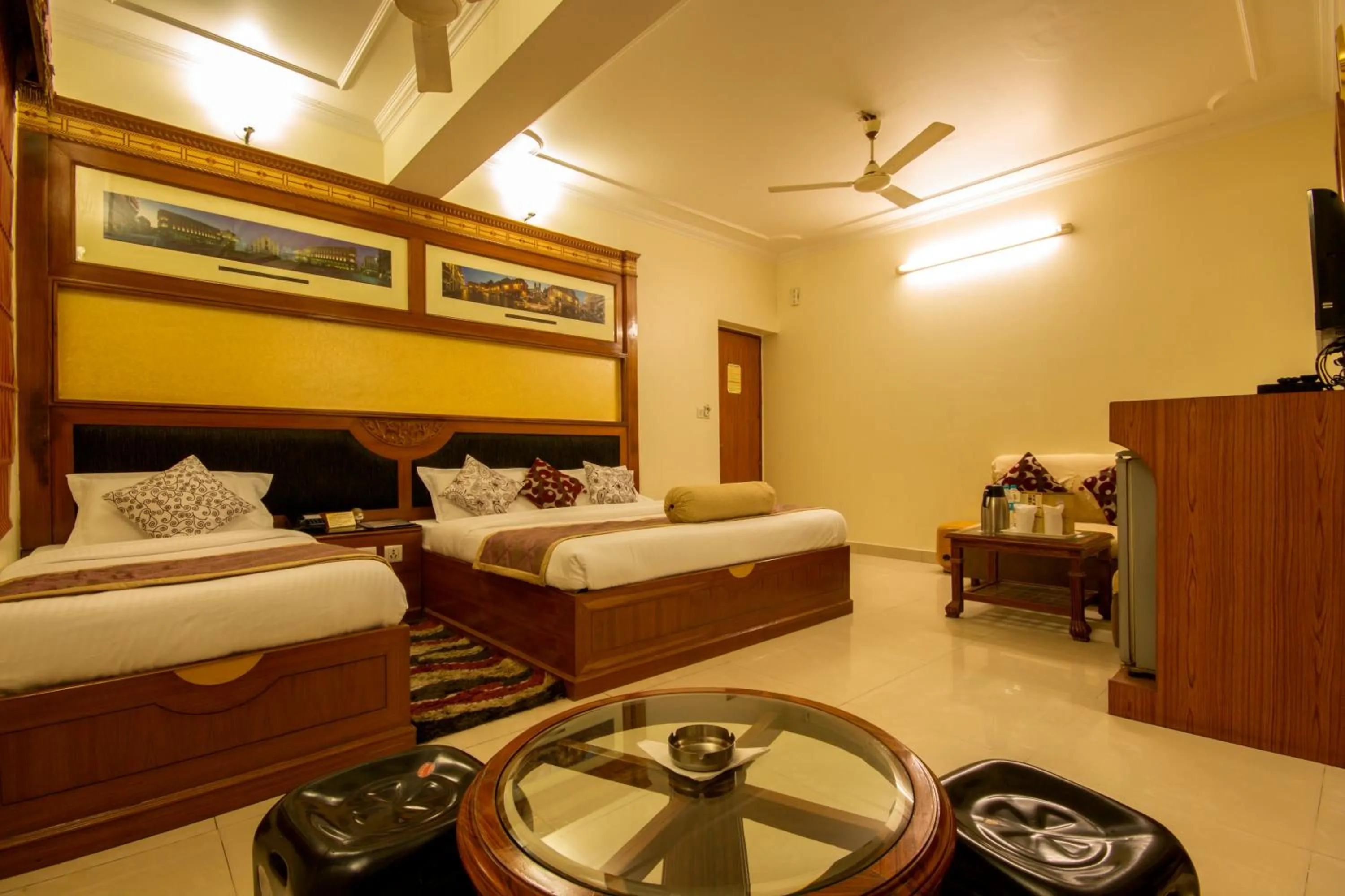 Photo of the whole room, Bed in The C Park Inn Karol Bagh Homely Atmosphere