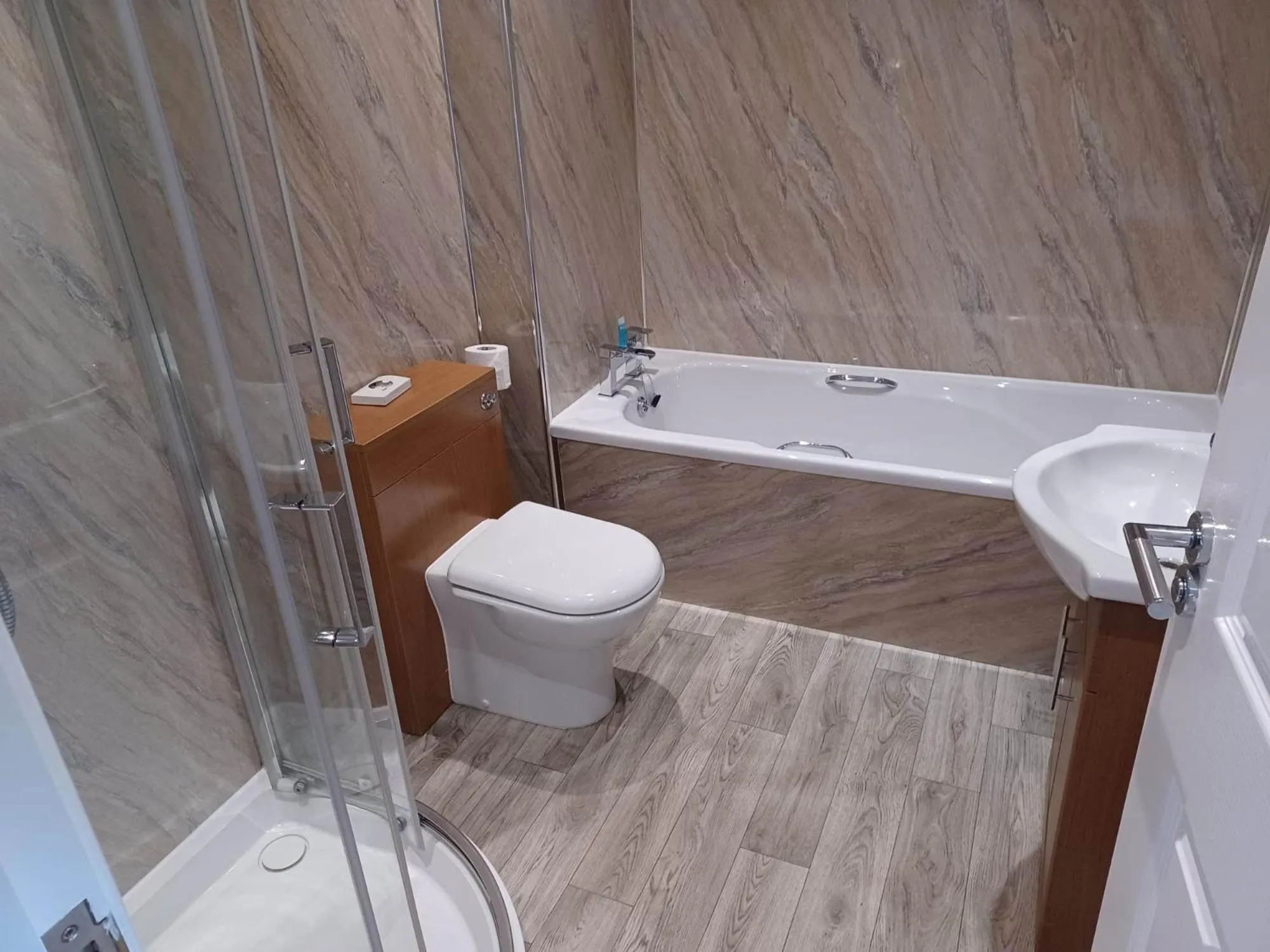 Superior Double or Twin Room with Garden View in Grammar Lodge Guest House
