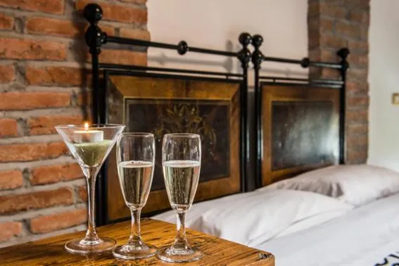 Single Room with Bathroom - single occupancy in Corte Galvana