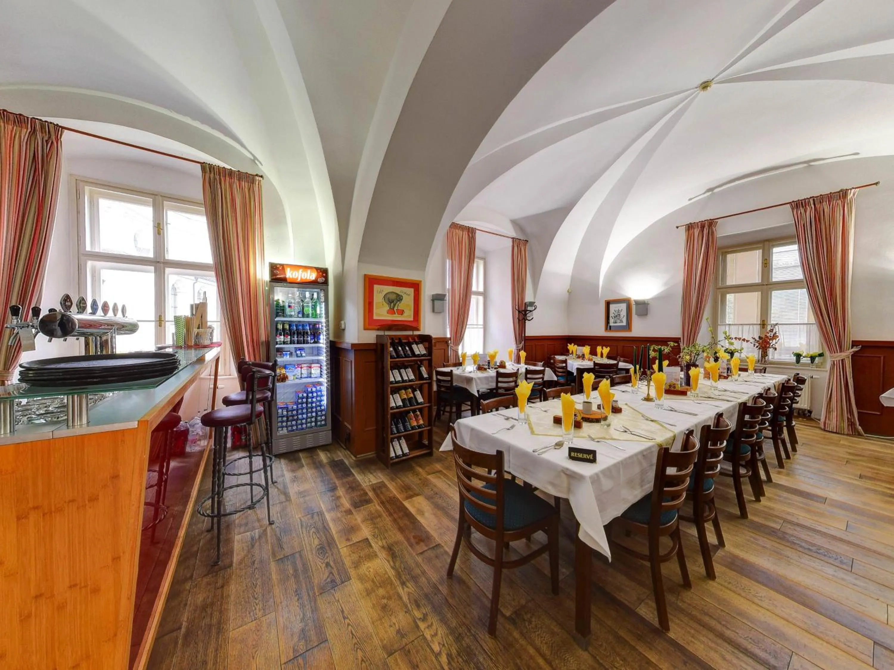 Restaurant/places to eat in Zámek Křtiny