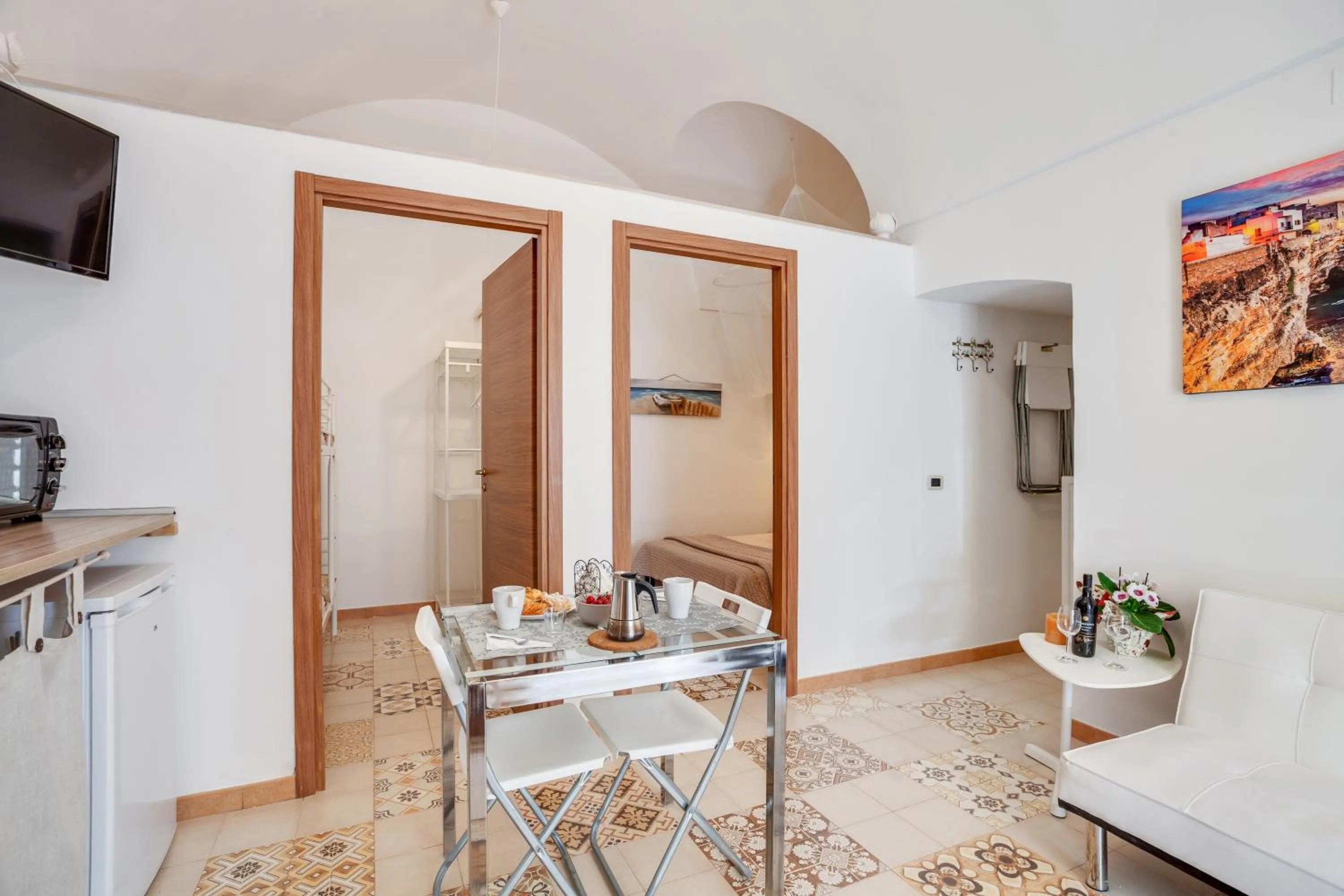 Tiny House 21 Bright Aparment