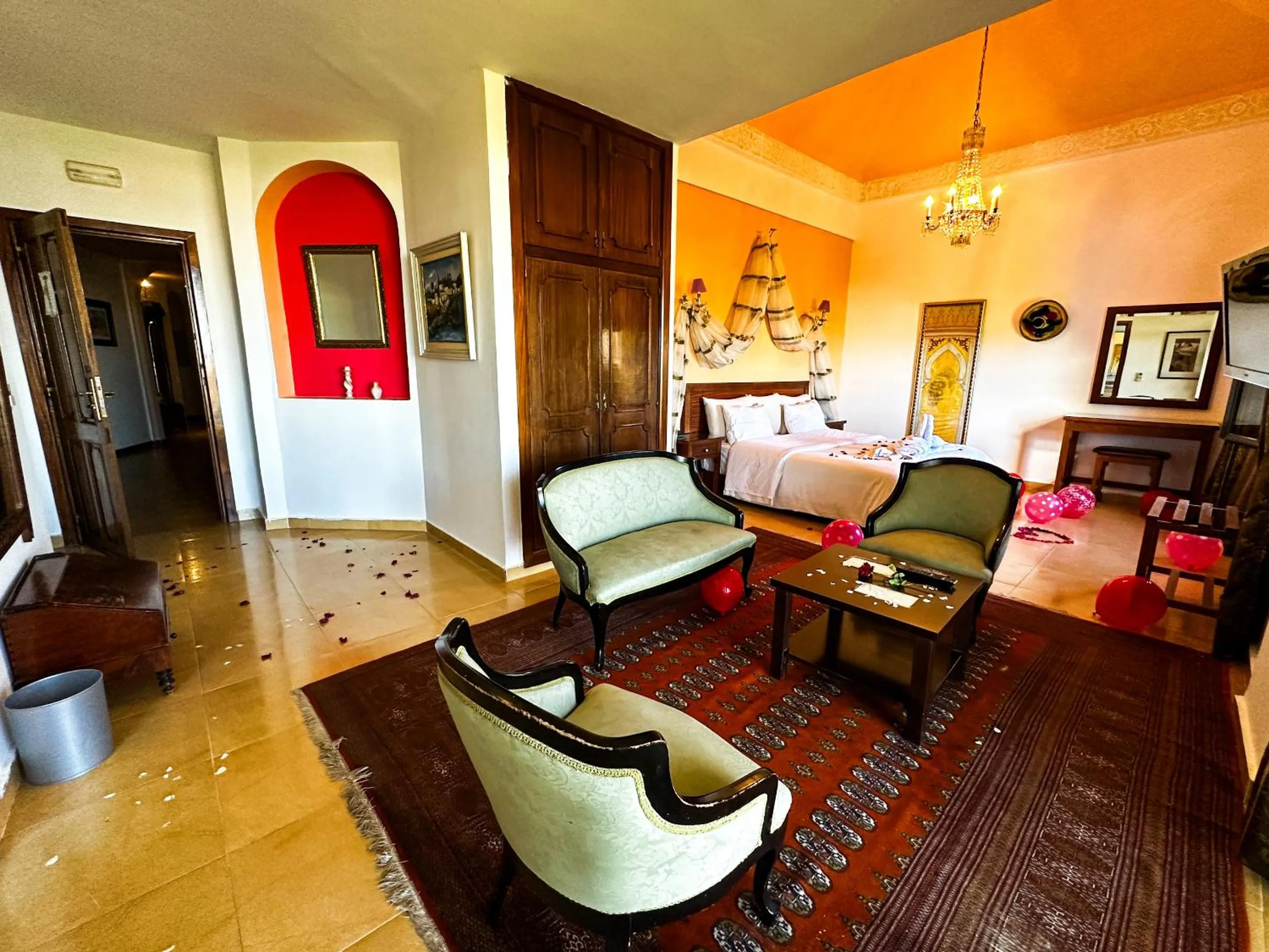 Photo of the whole room, Bed in Riad Dar Achaach