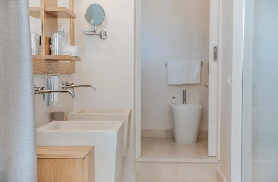 Bathroom in Masseria Longa Boutique Hotel