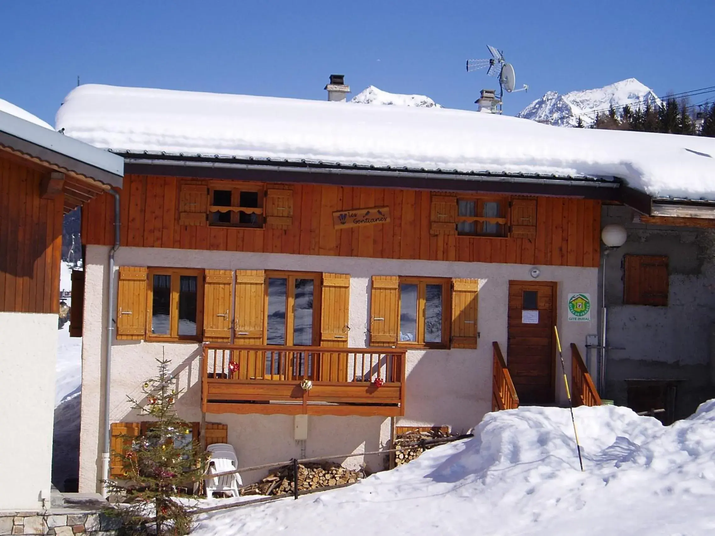 Chalet les Gentianes Chalet les Gentianes