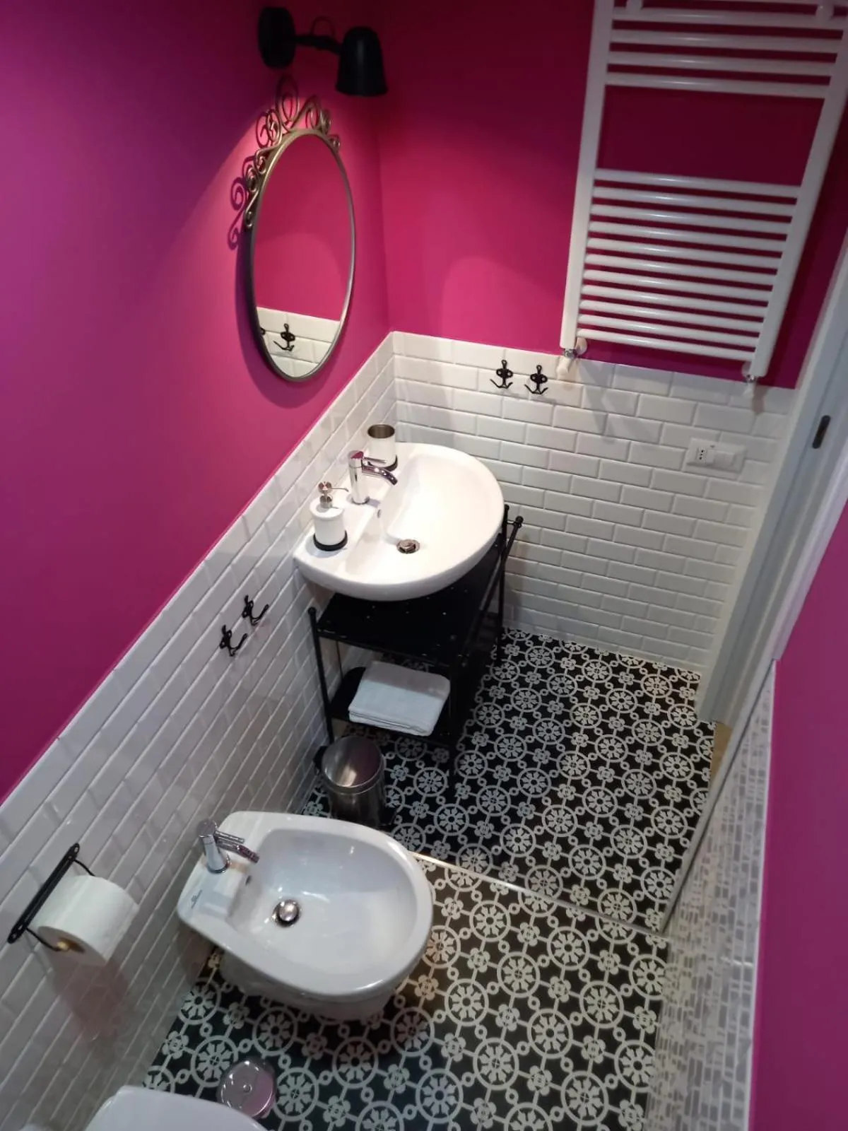 Bathroom in B&B Stella Scugnizza