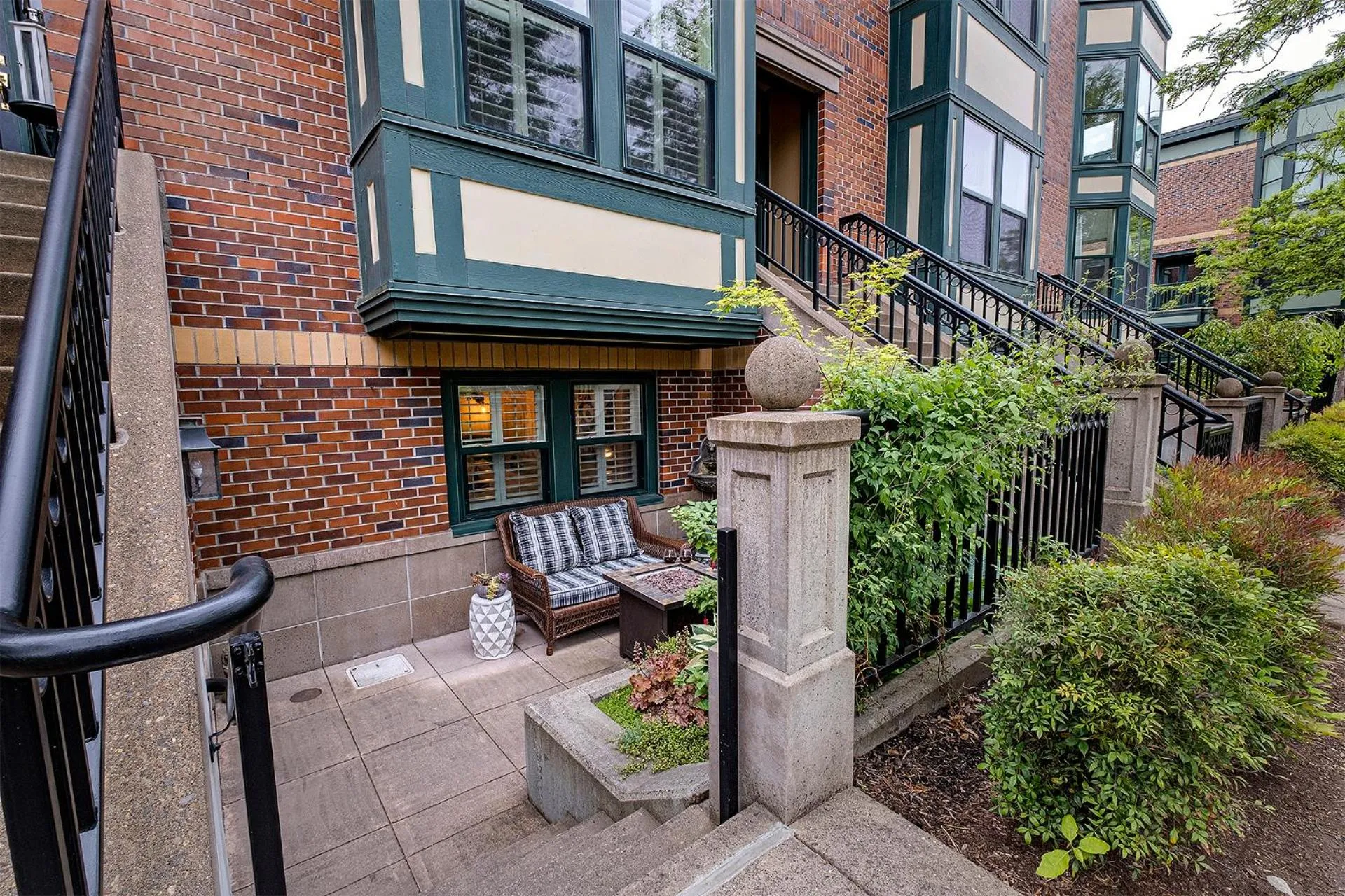 Neighbourhood in The Orenco Station Hotel