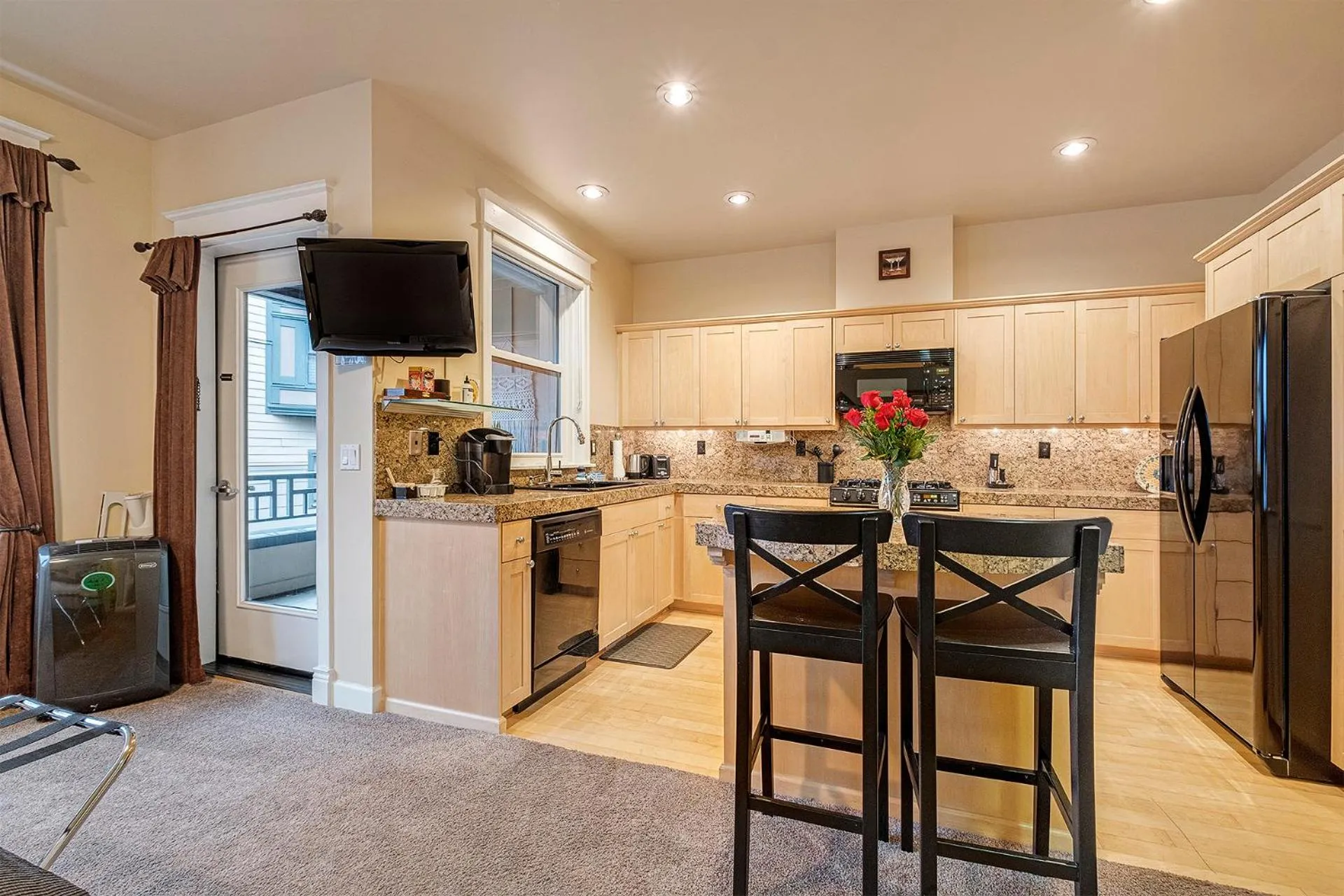 TV and multimedia in The Orenco Station Hotel