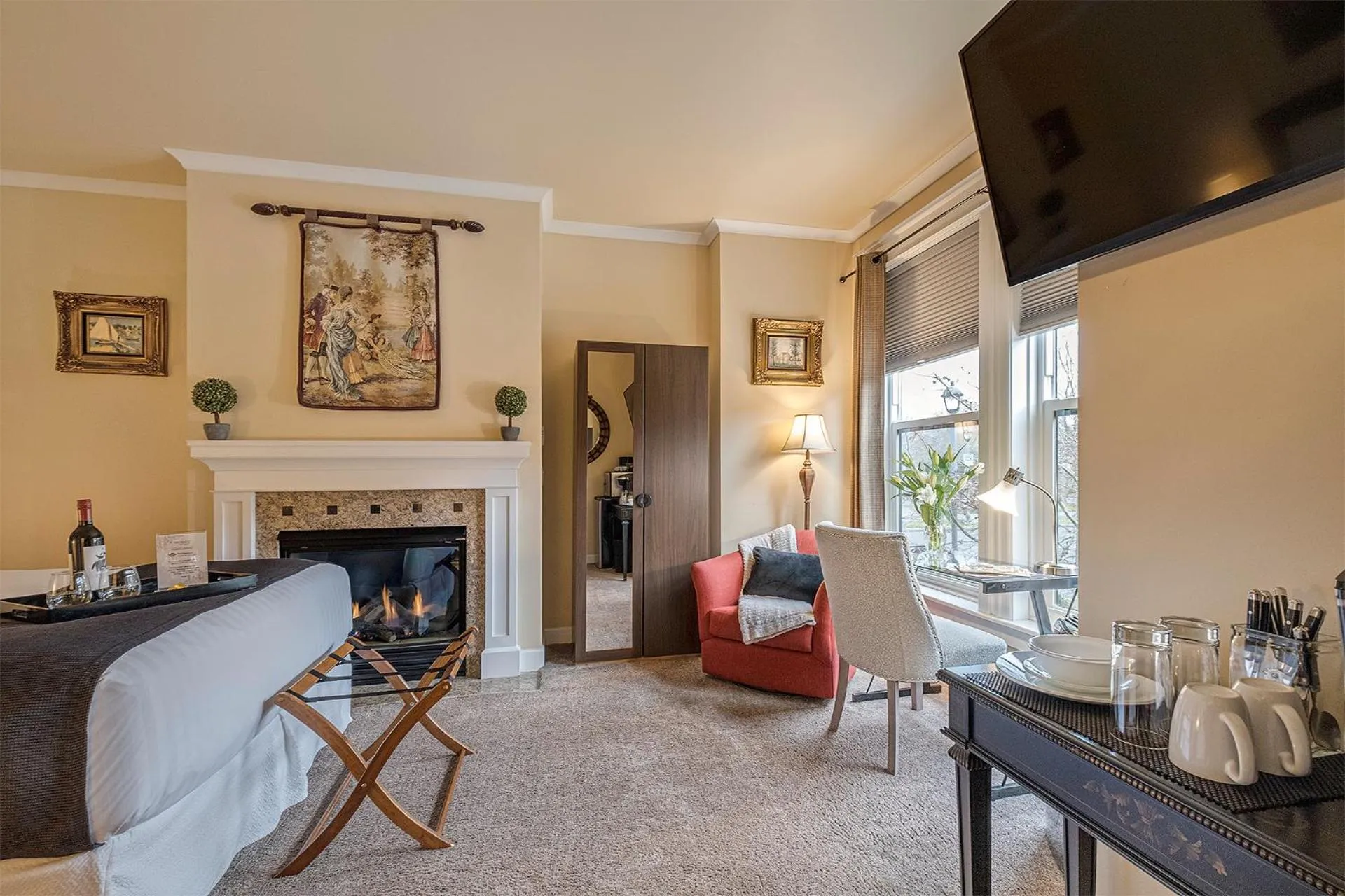 TV and multimedia in The Orenco Station Hotel