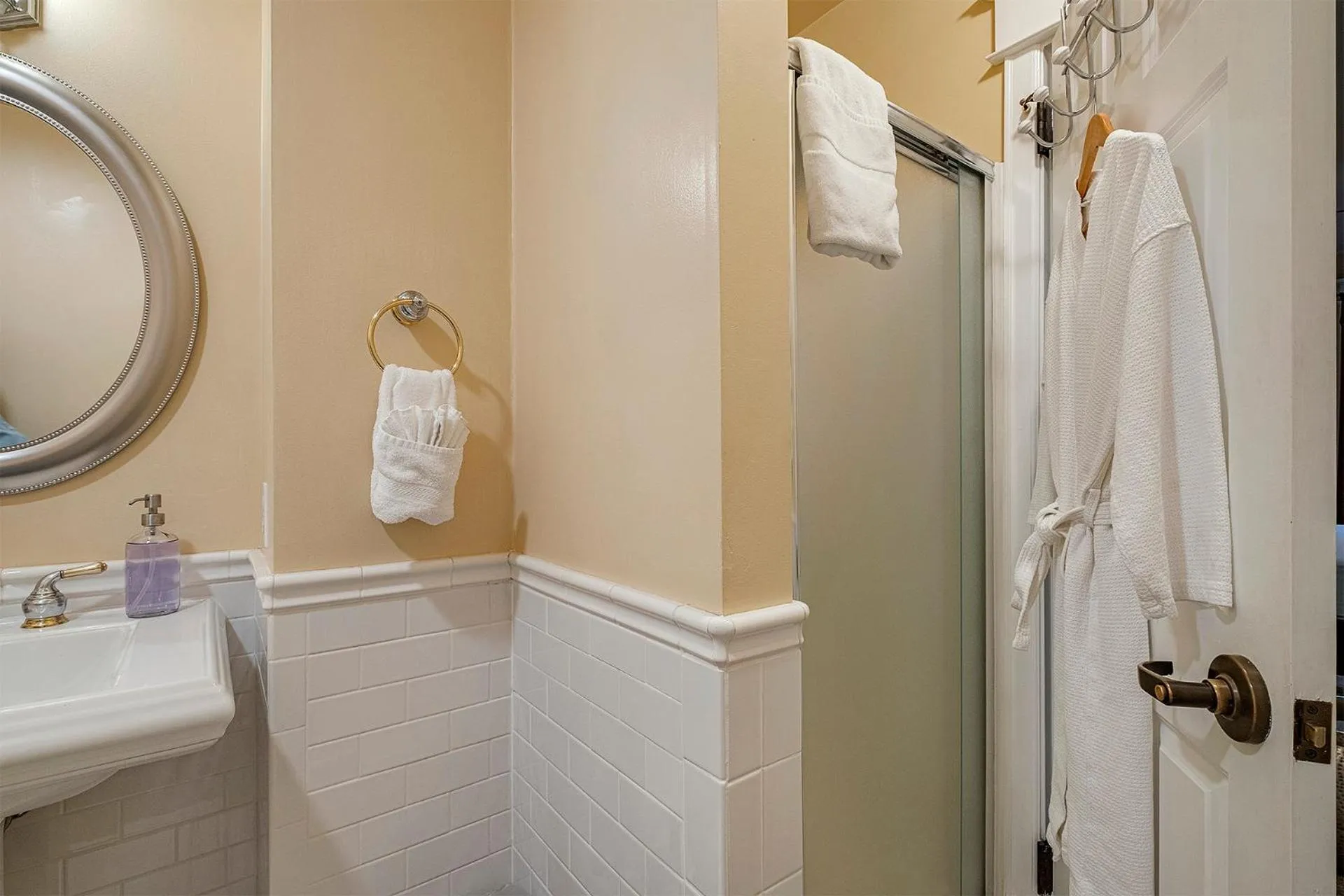 Shower in The Orenco Station Hotel