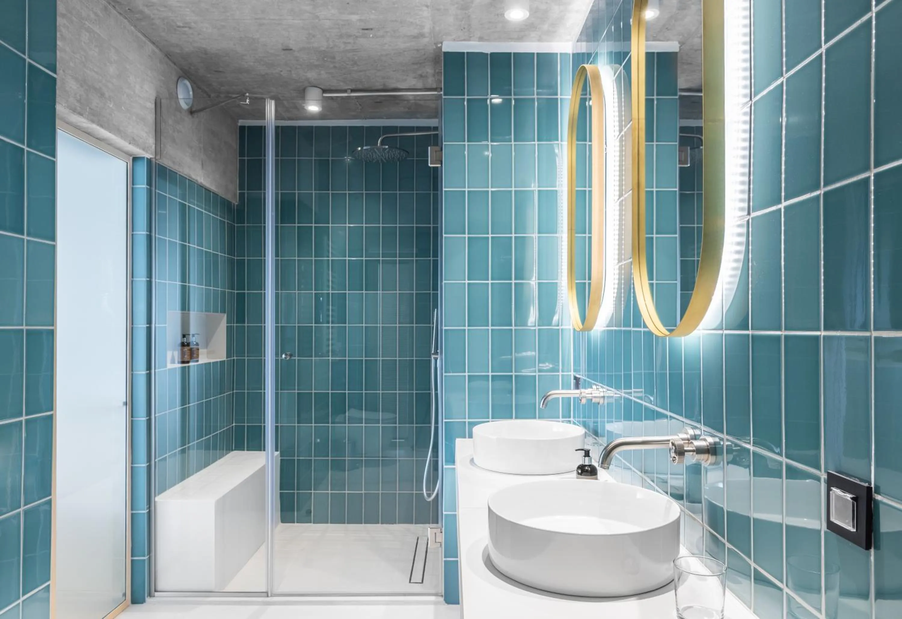 Shower in ROSETTI Hotel