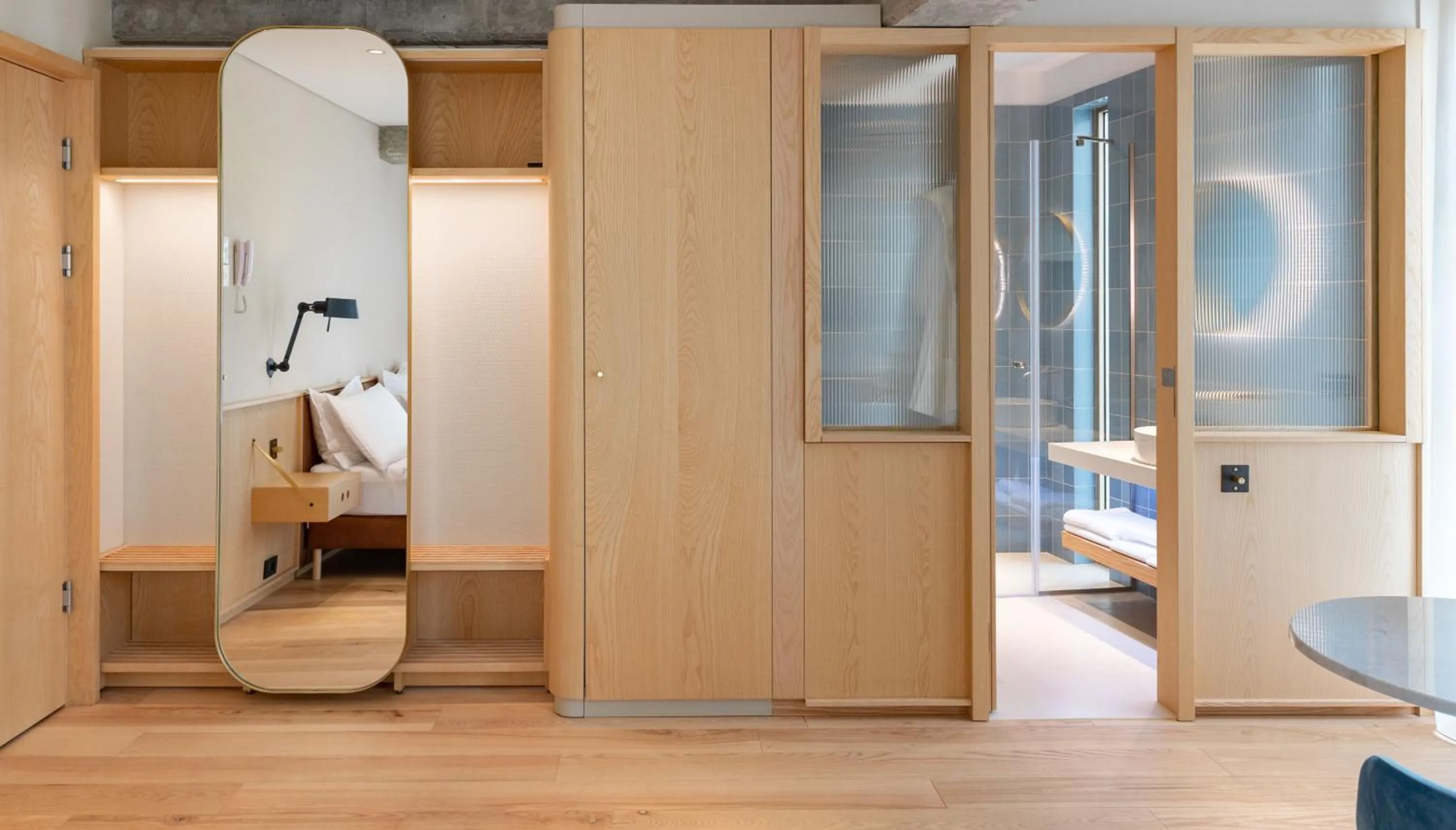 Shower in ROSETTI Hotel