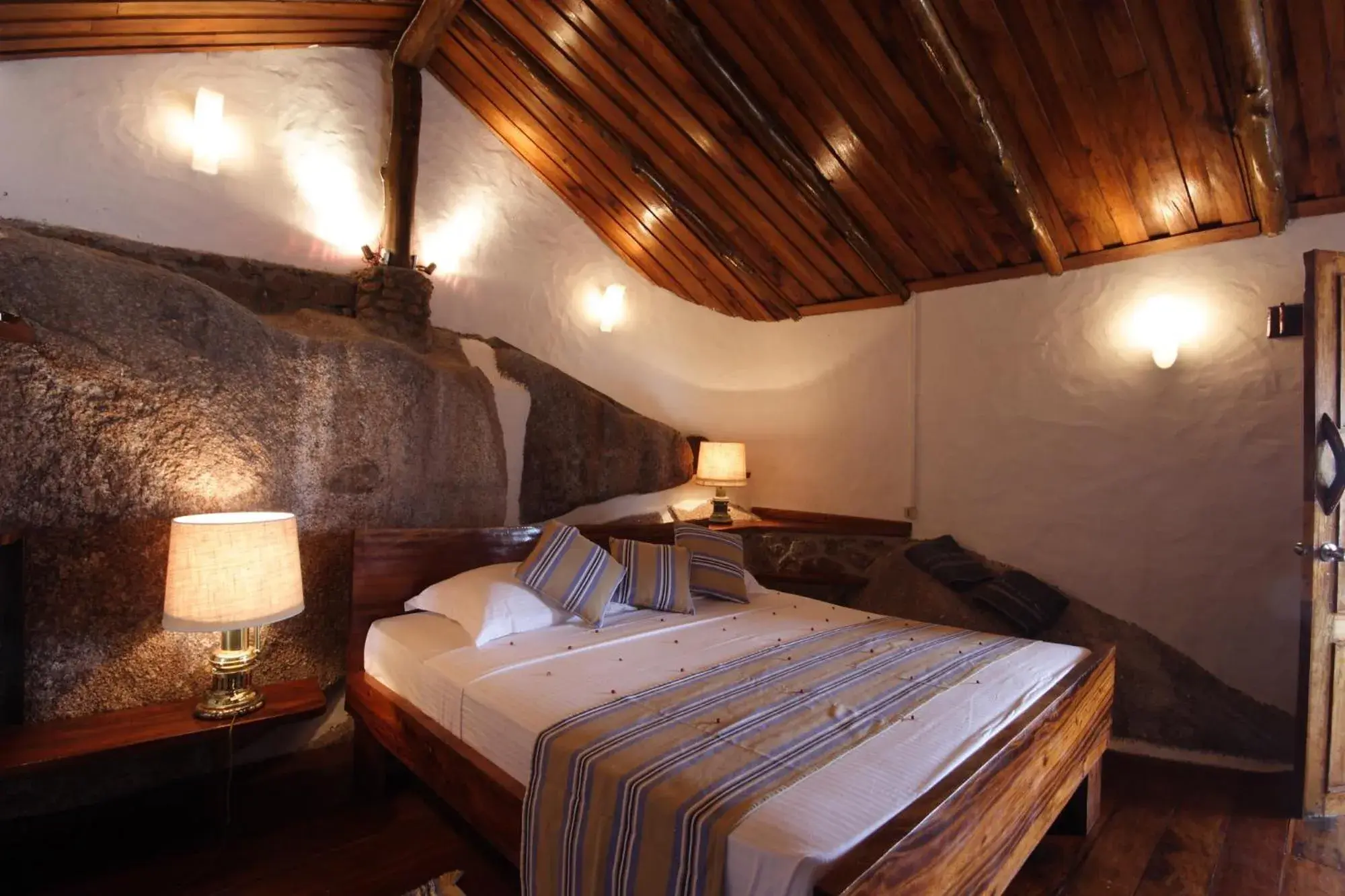 Double Room with Sea View in Chauve Souris Relais Double Room with Sea View in Chauve Souris Relais