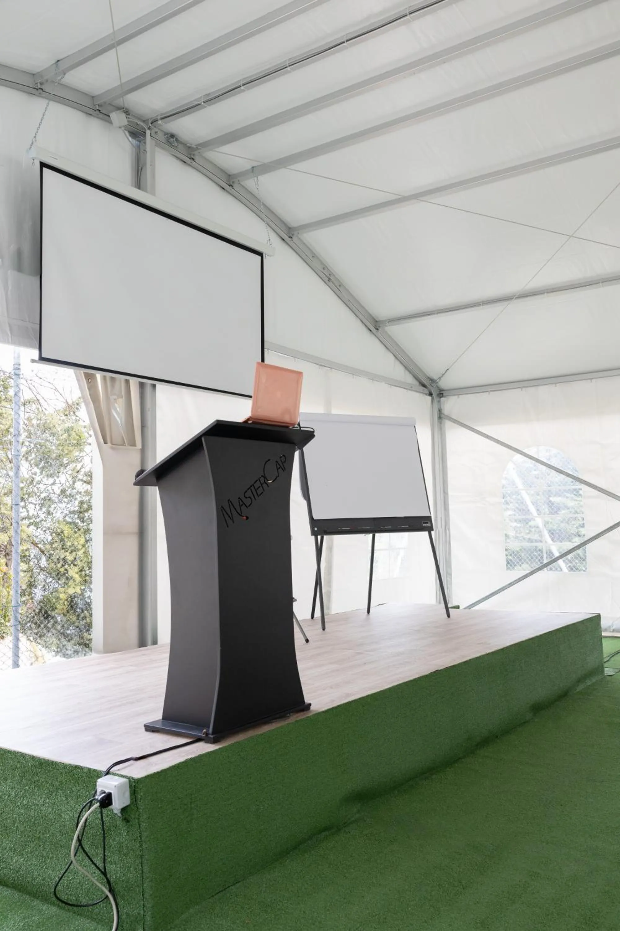 Meeting/conference room in La Valle Dei Caprioli Village Bungalow Park - Freelandia Azienda Agricola