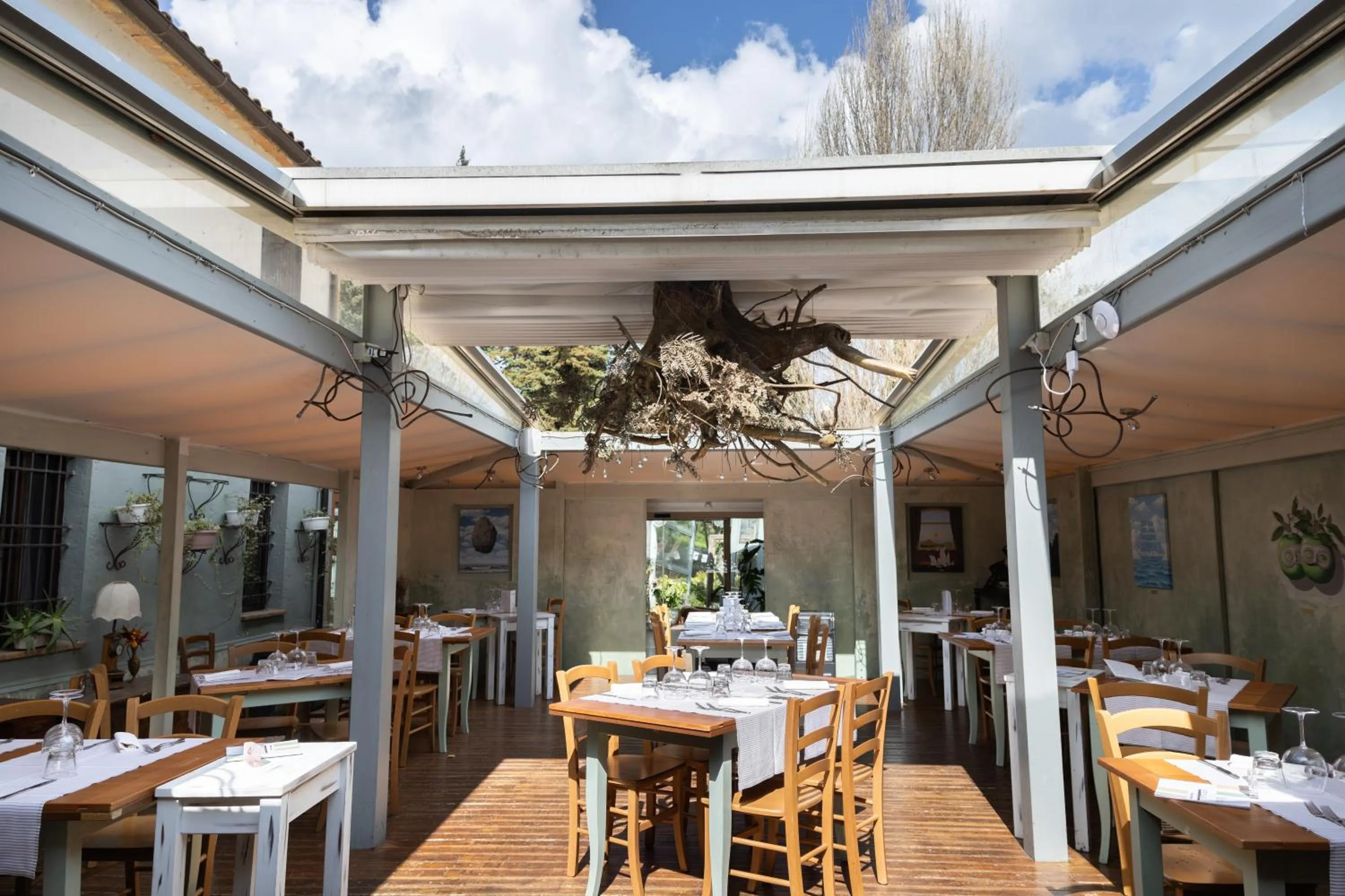 Restaurant/places to eat in La Valle Dei Caprioli Village Bungalow Park - Freelandia Azienda Agricola