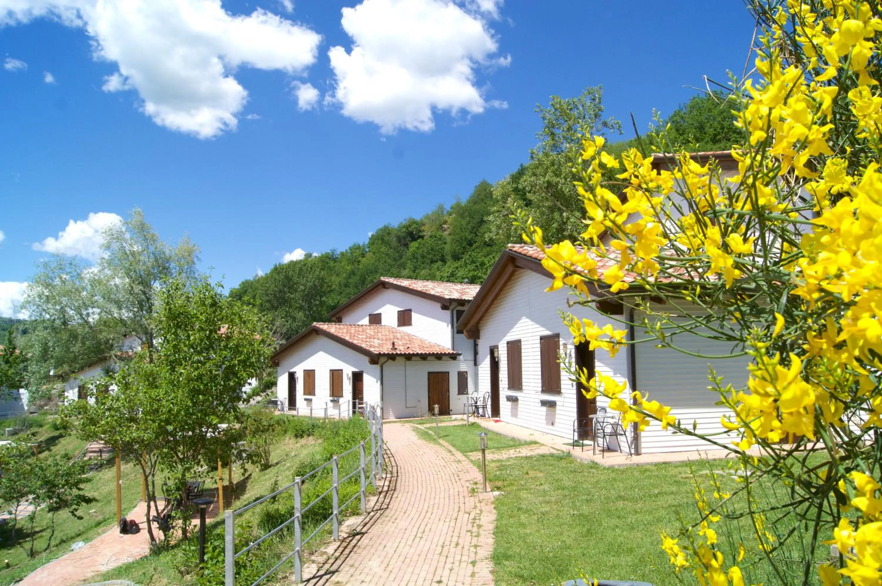 Day in La Valle Dei Caprioli Village Bungalow Park - Freelandia Azienda Agricola