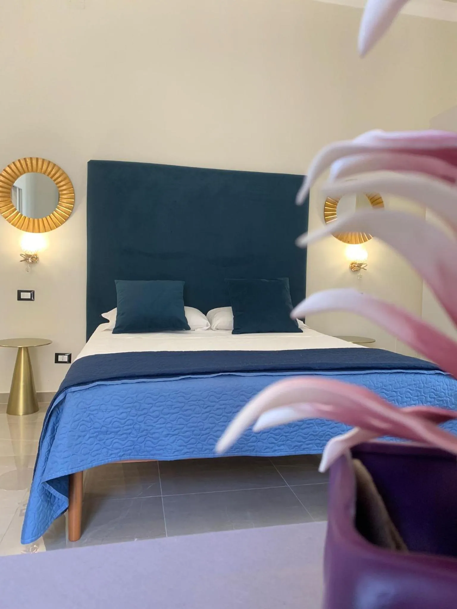 Photo of the whole room, Bed in Amaris